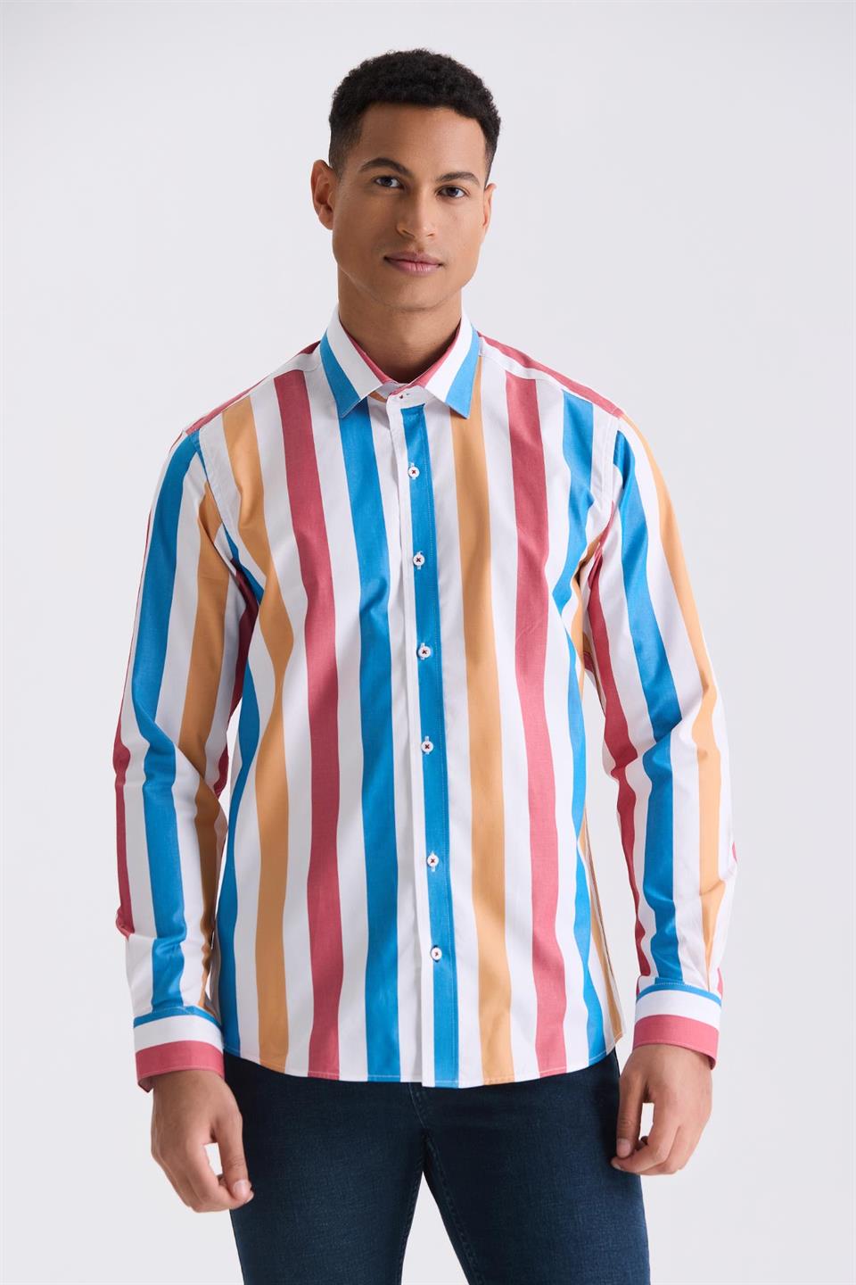100% Cotton Shirt With A Saks Slim Fit Strip