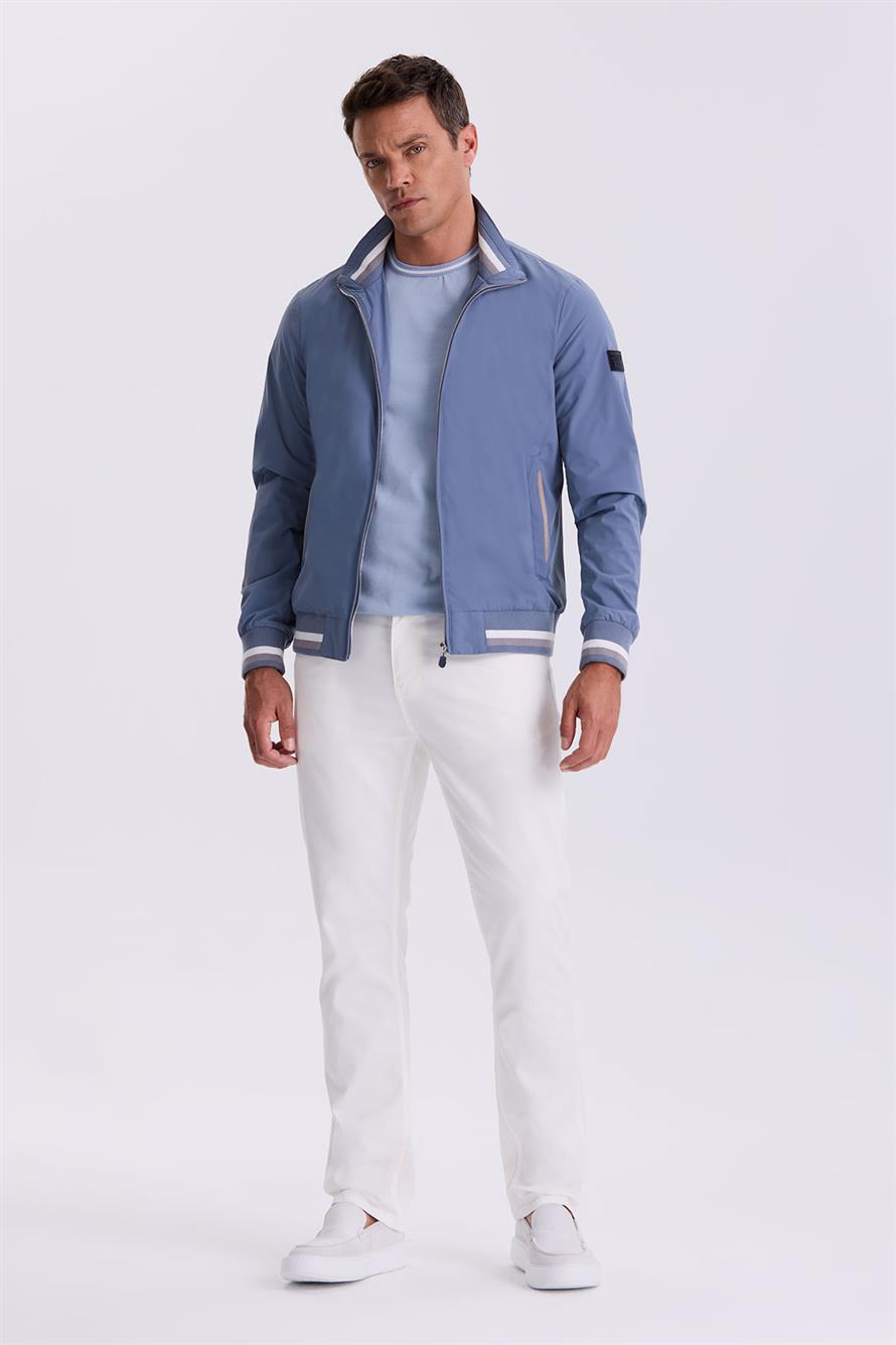 Blue Comfort Fit, Straight Collar, Casual Cut, Seasonal Jacket