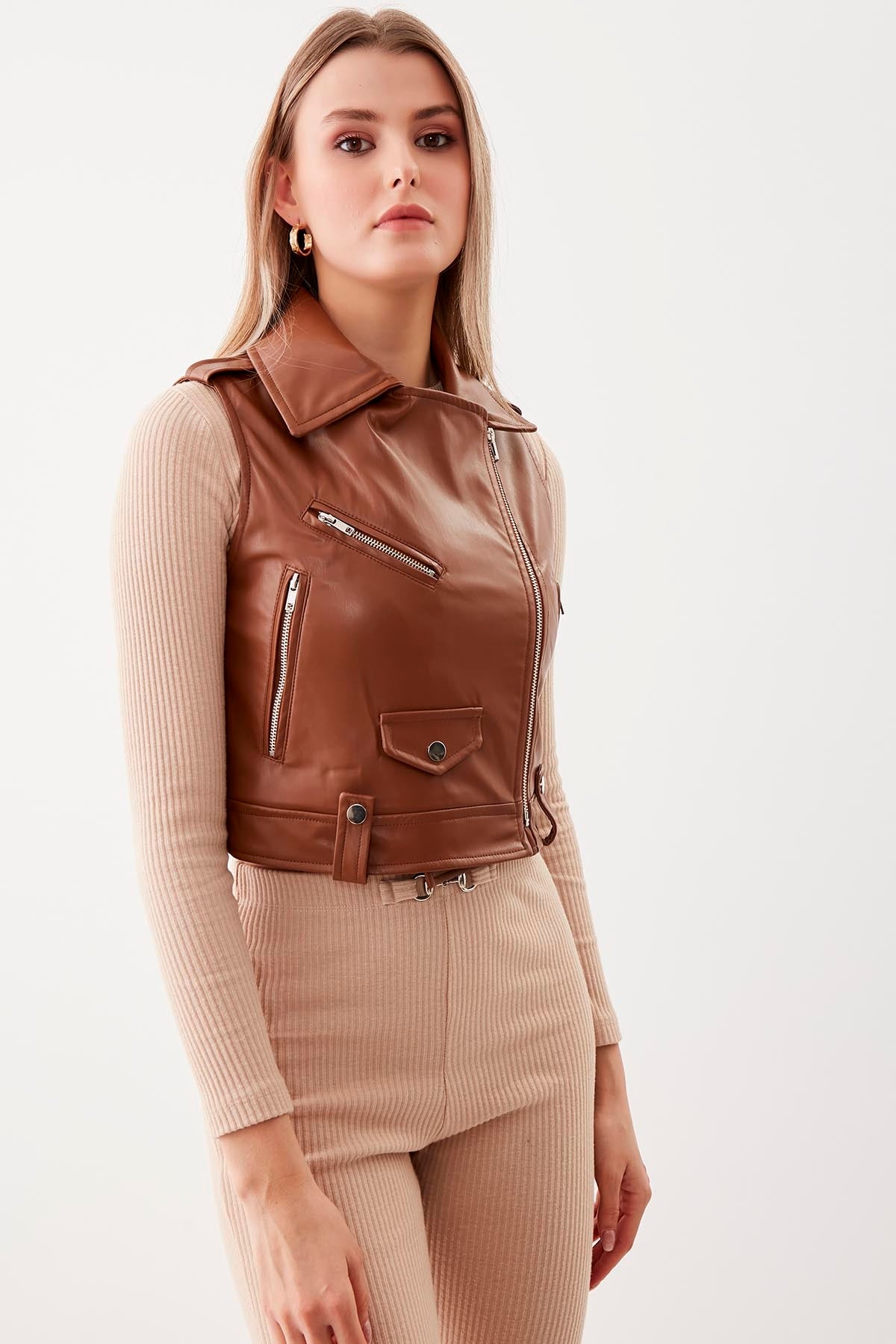ZIPPERED LEATHER VEST