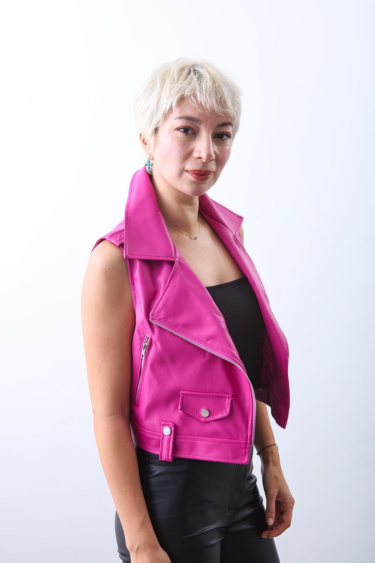 ZIPPERED LEATHER VEST