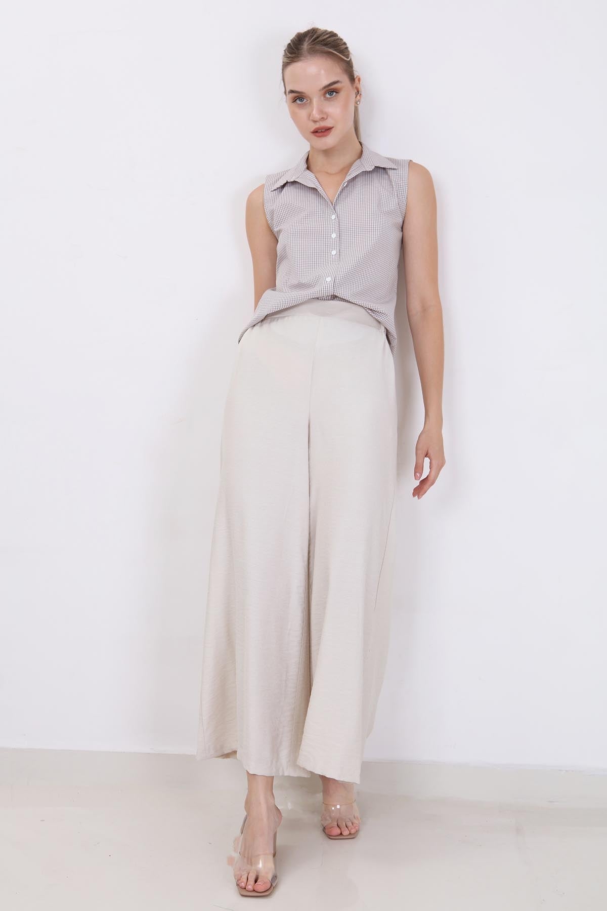 STYLISH WIDE LEG TROUSERS WITH ELASTANE BACK