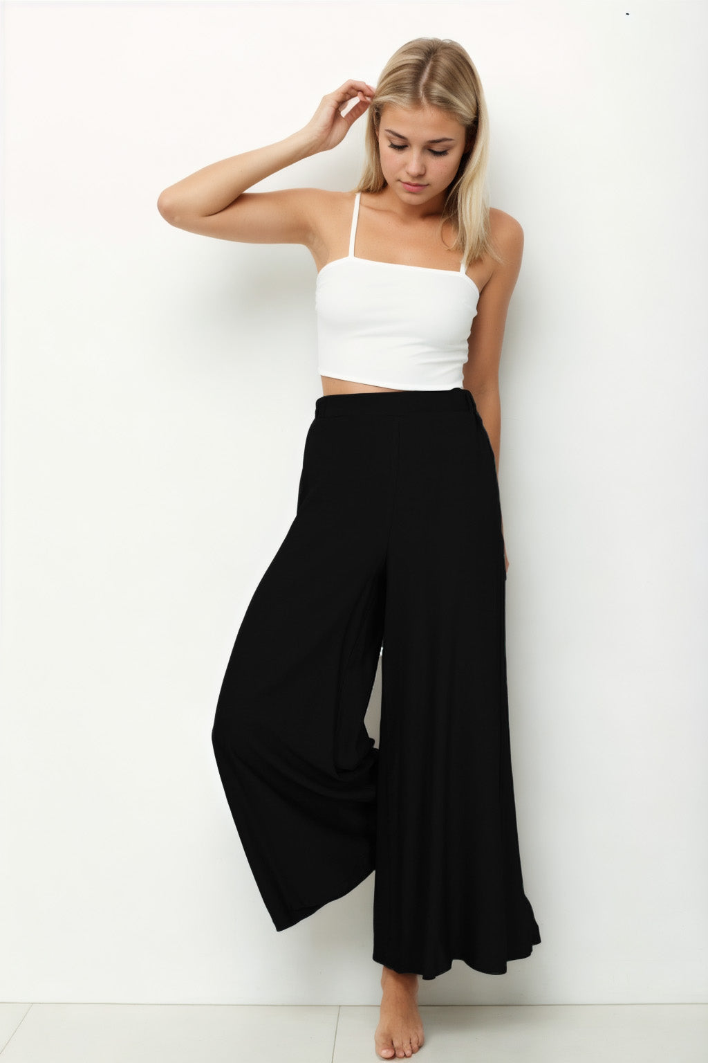 STYLISH WIDE LEG TROUSERS WITH ELASTANE BACK