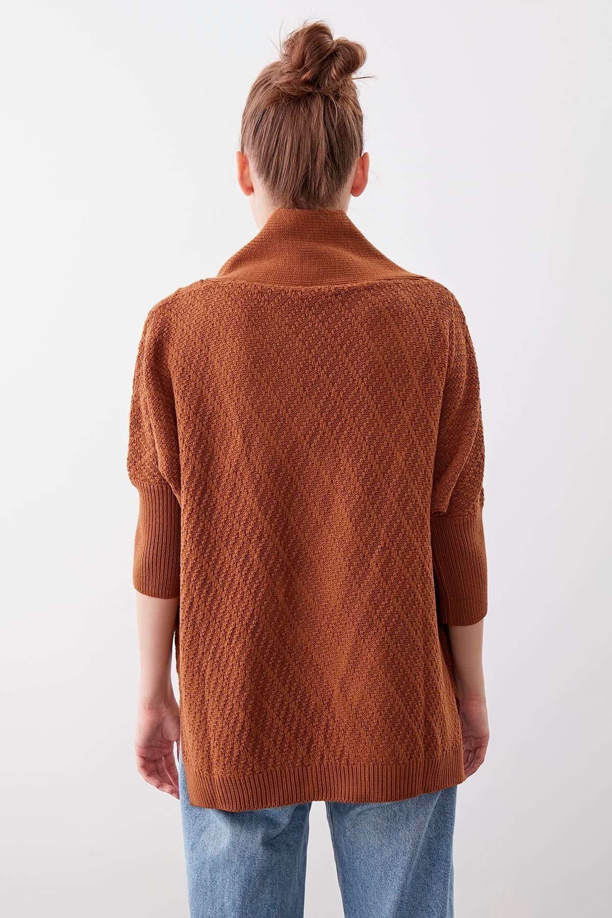 LOOSE KNITTED CARDIGAN WITH ASYMMETRIC ZIPPER