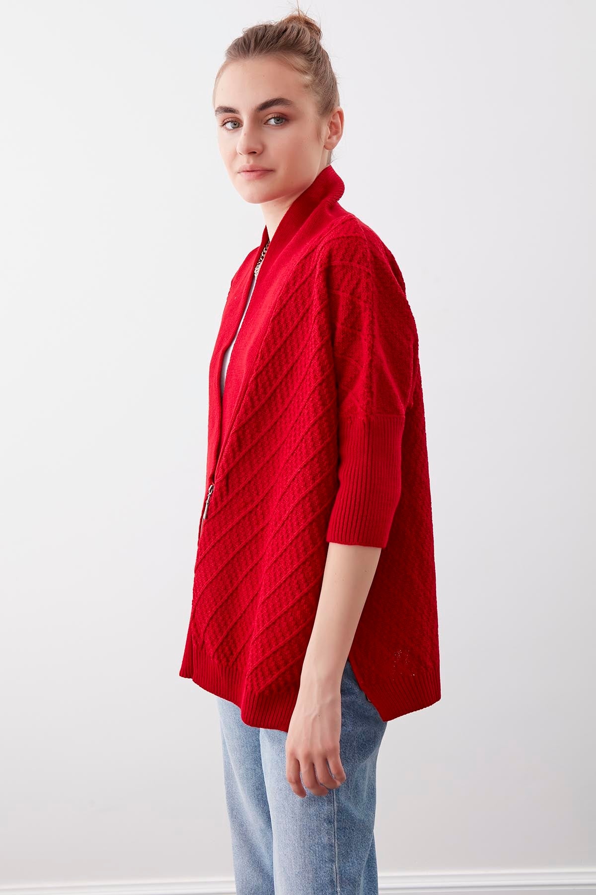 LOOSE KNITTED CARDIGAN WITH ASYMMETRIC ZIPPER