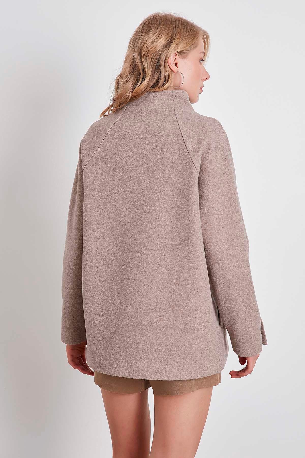 ASYMMETRICAL CUTAWAY POCKET JACKET