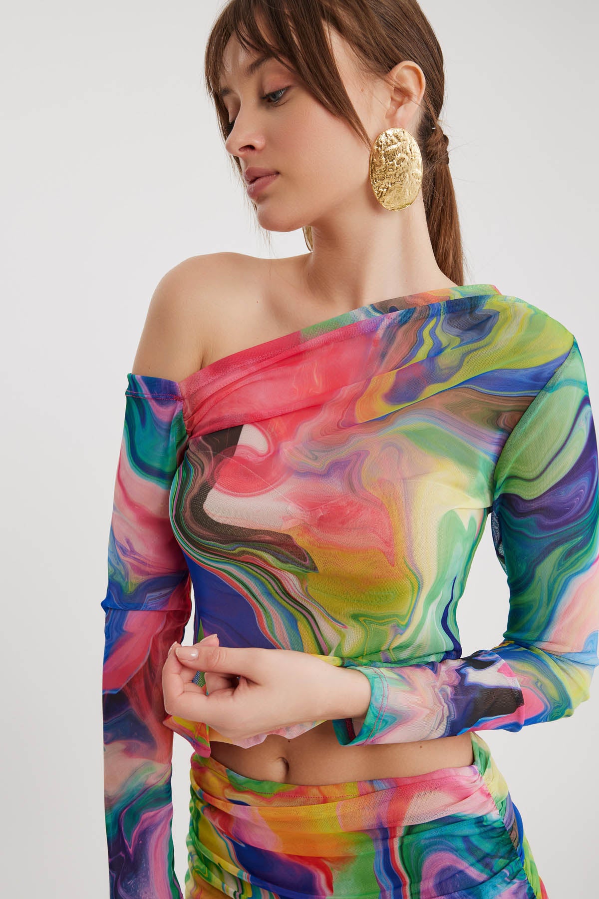ASYMMETRIC COLLAR TUBE BLOUSE
