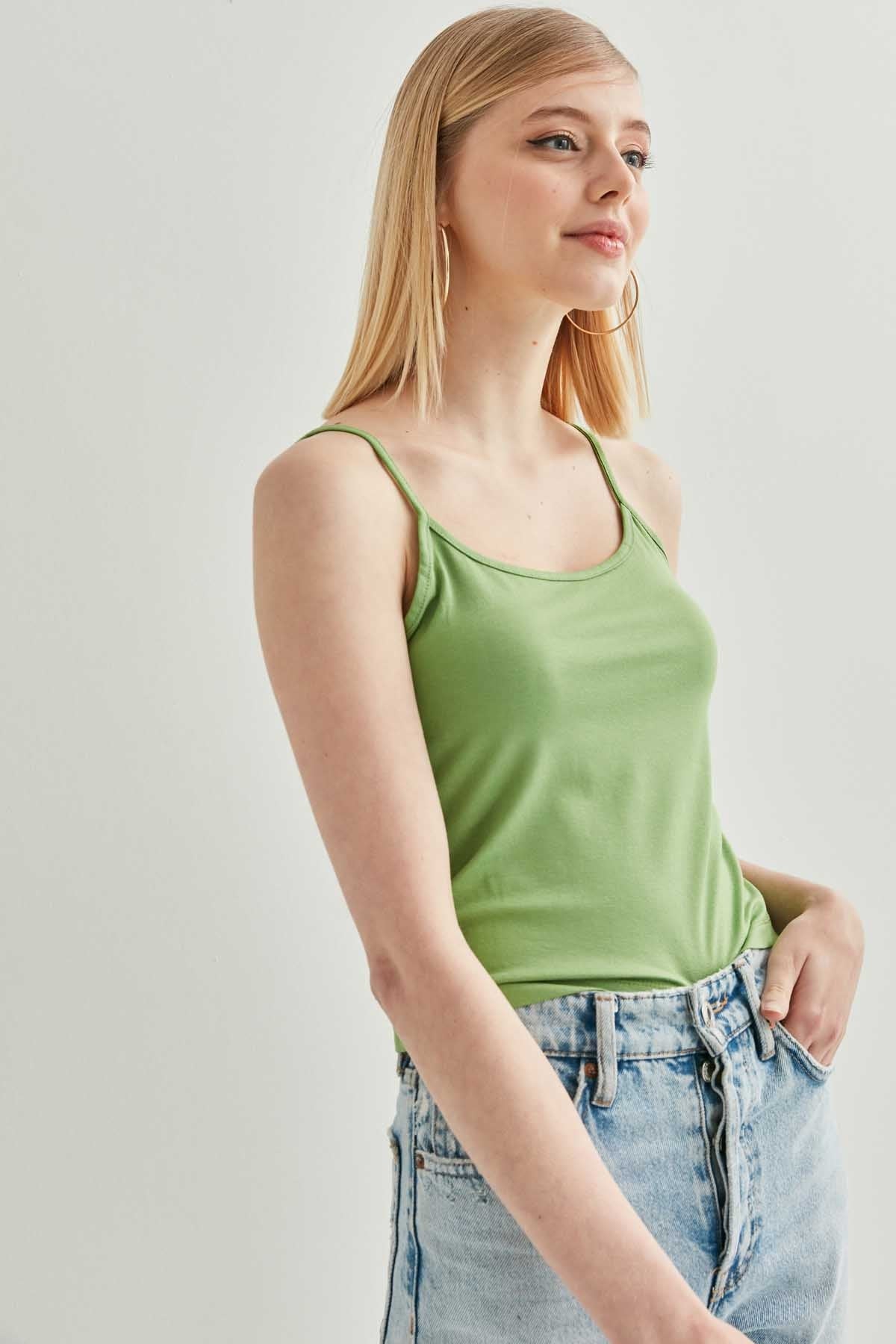 FITTED BLOUSE