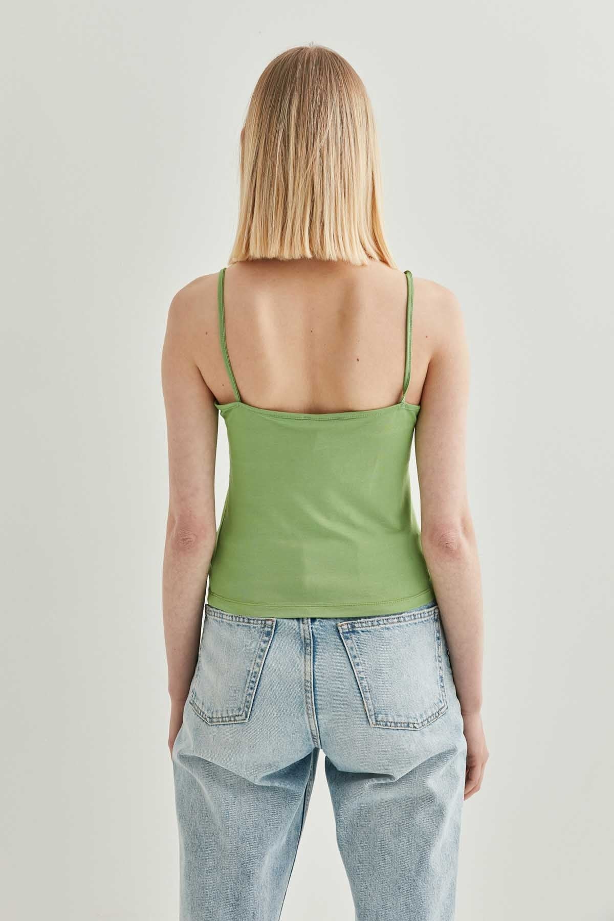 FITTED BLOUSE