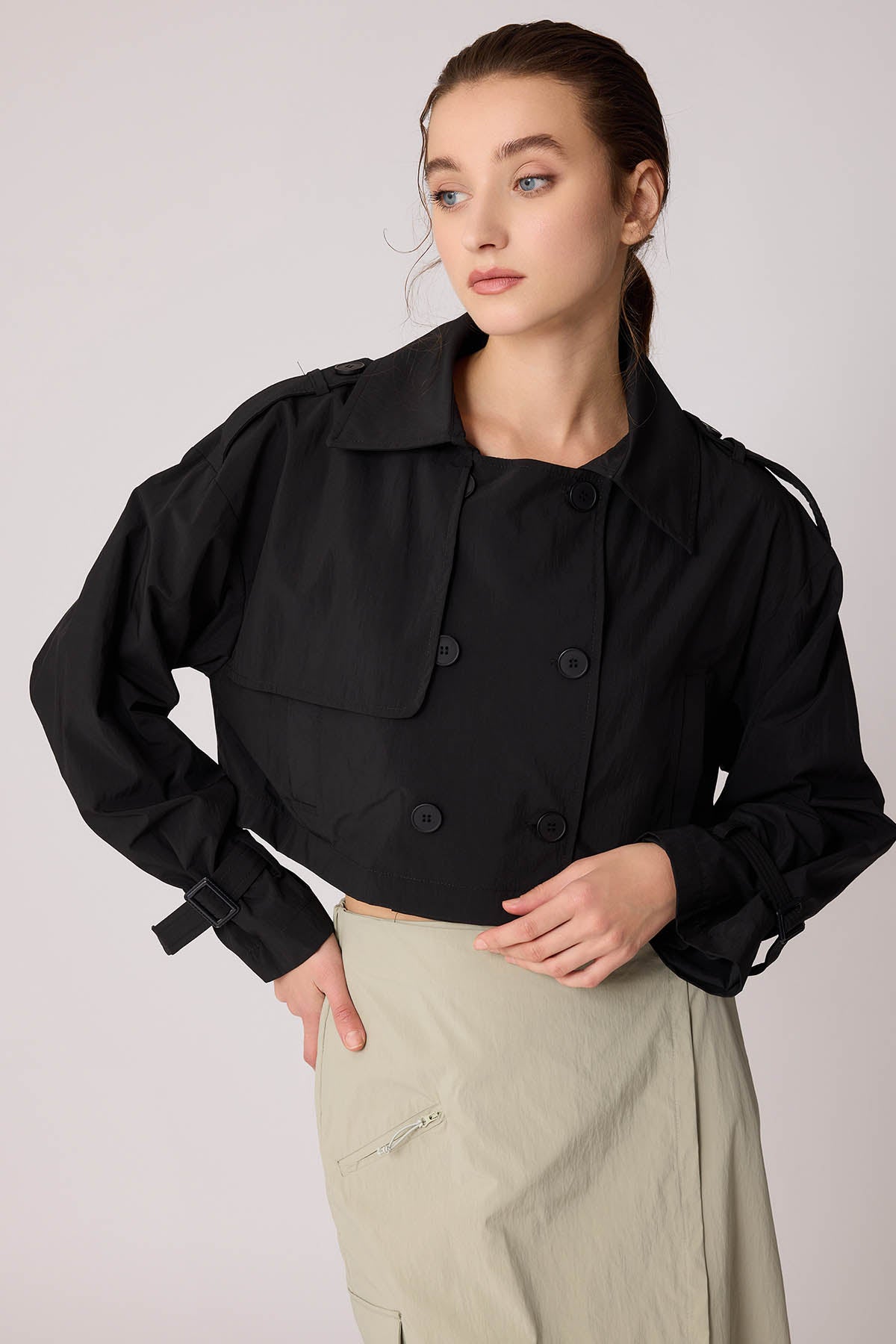 CROP TRENCH COAT WITH LINED FRONT BUTTON