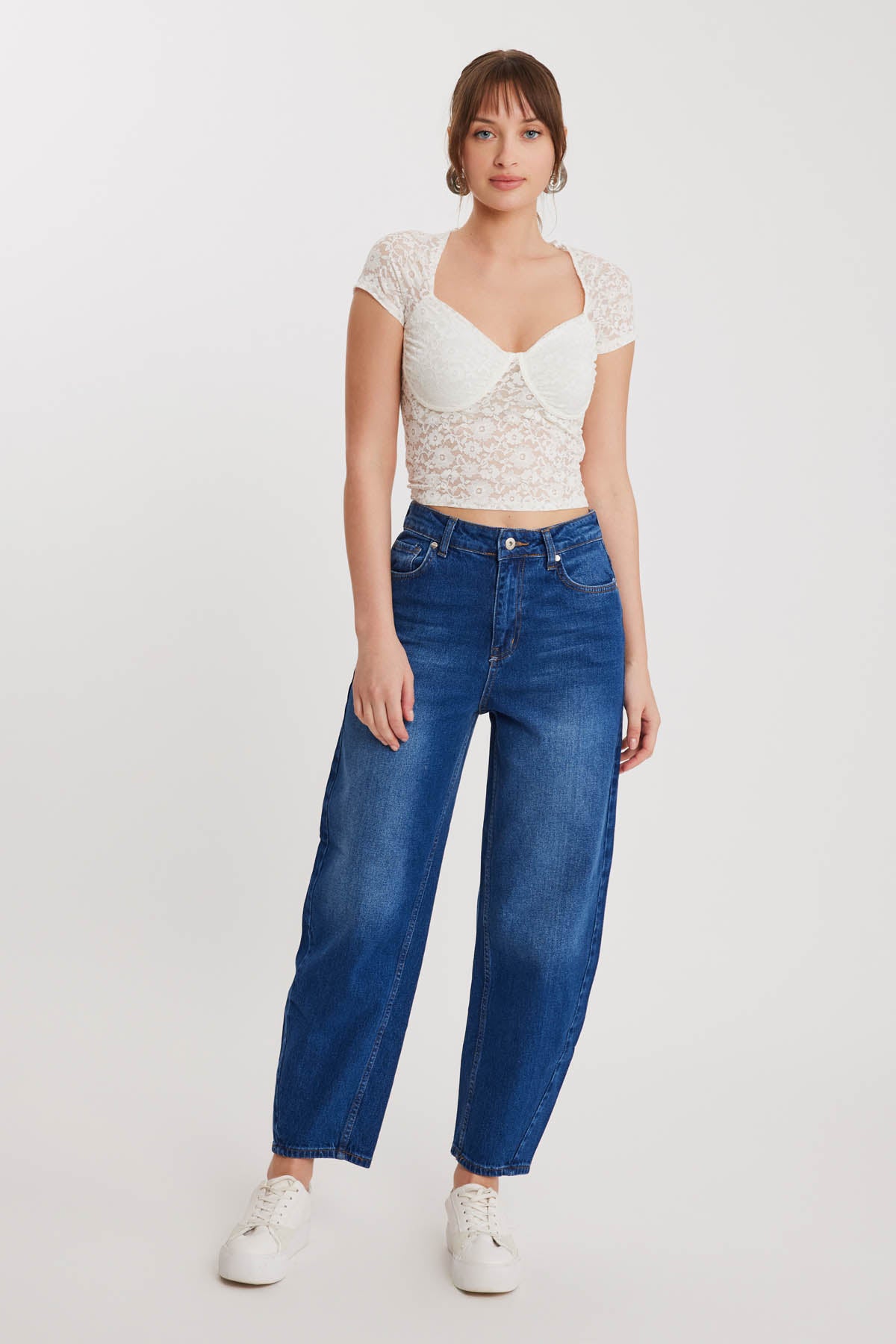 LOOSE FIT JEANS