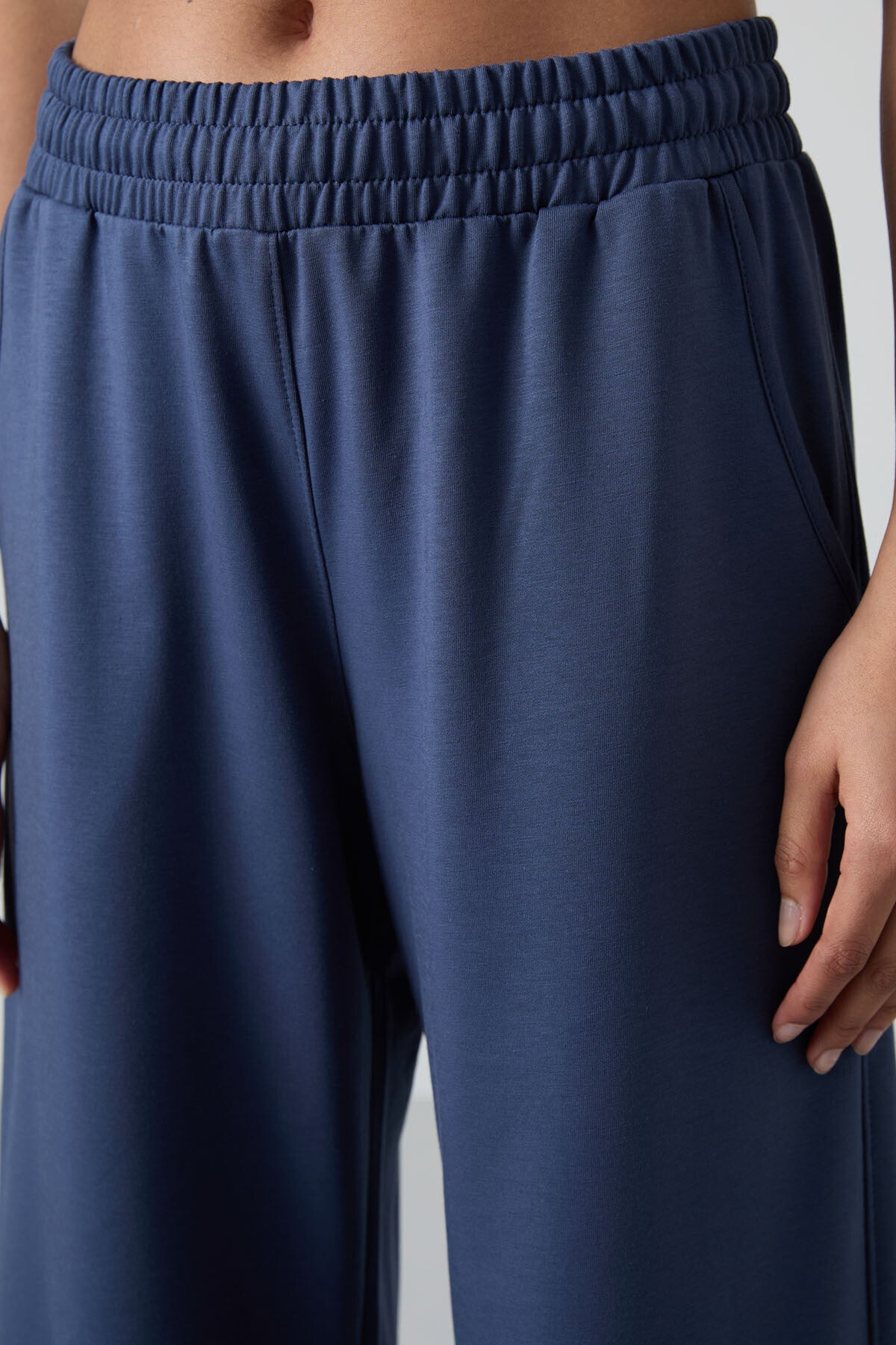 High Waist Comfort Fit Wide Leg Women's Tracksuit Bottom - 94567