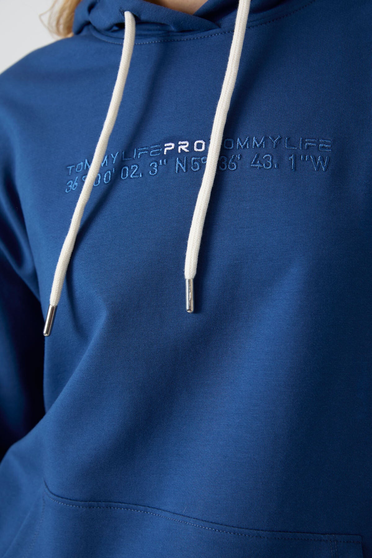 Parliament Hooded Kangaroo Pocket Oversize Elastic Cuffed Women's Tracksuit Set - 95288