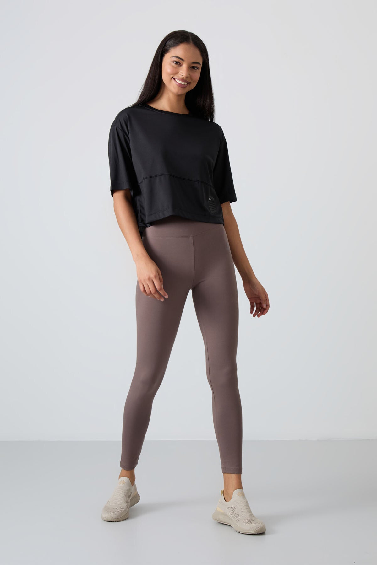 Black Polyester Breathable Textured Thin Flexible Oversize Fit Performance Women's T-Shirt - 97284