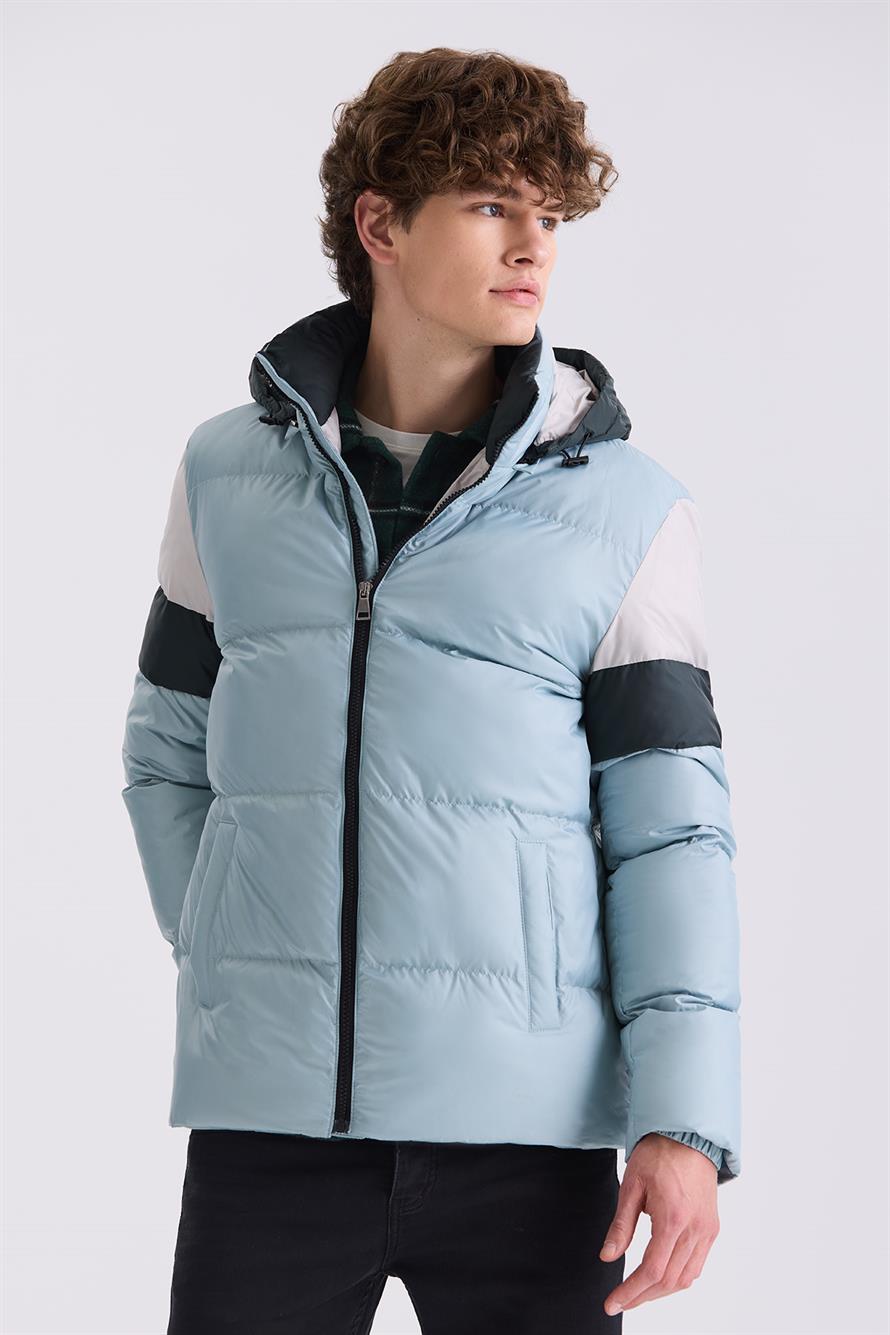 Green Comfort Fit Winter Hooded Jacket