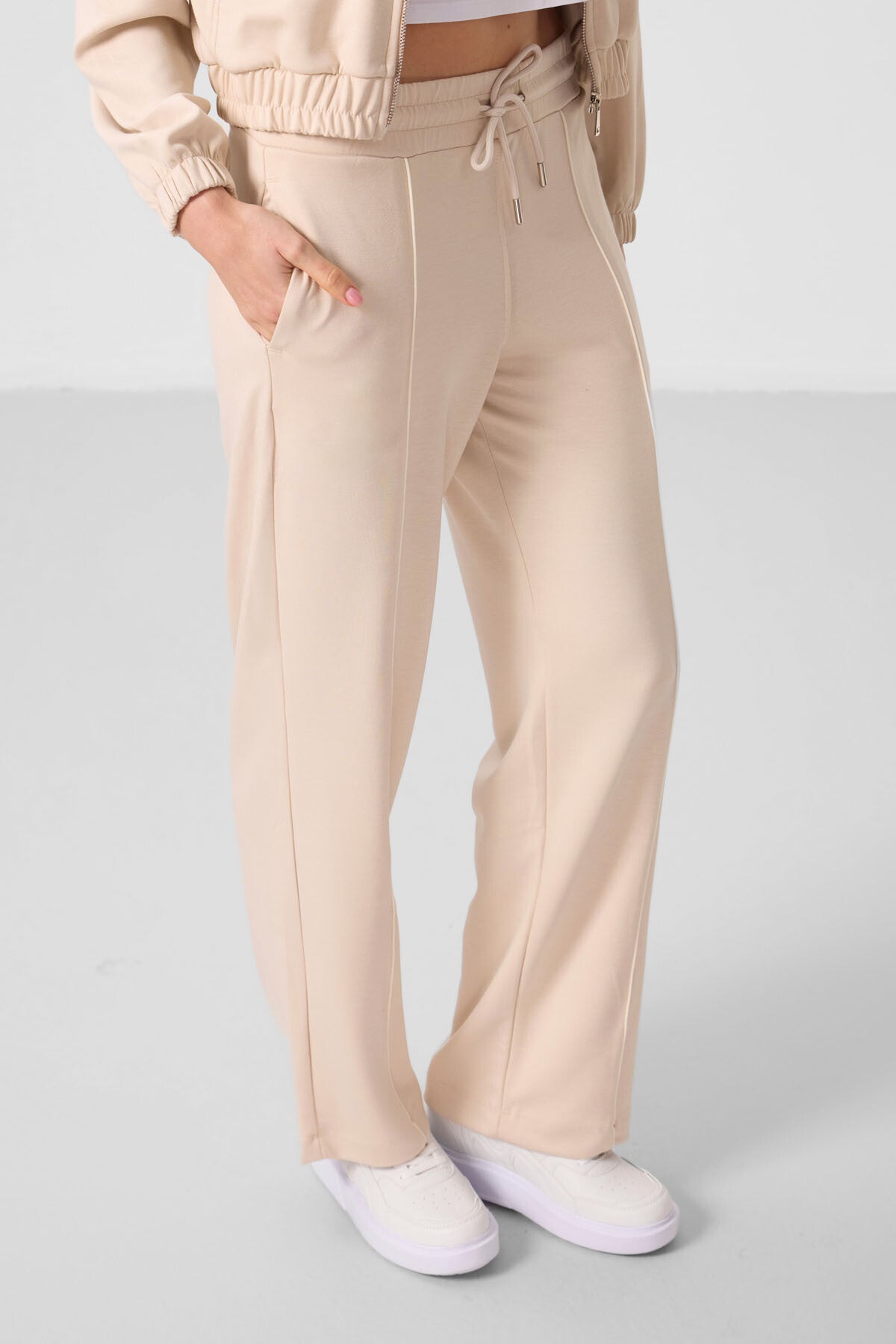 Soft Woven High Collar Oversize Elastane Women's Tracksuit Set - 95349