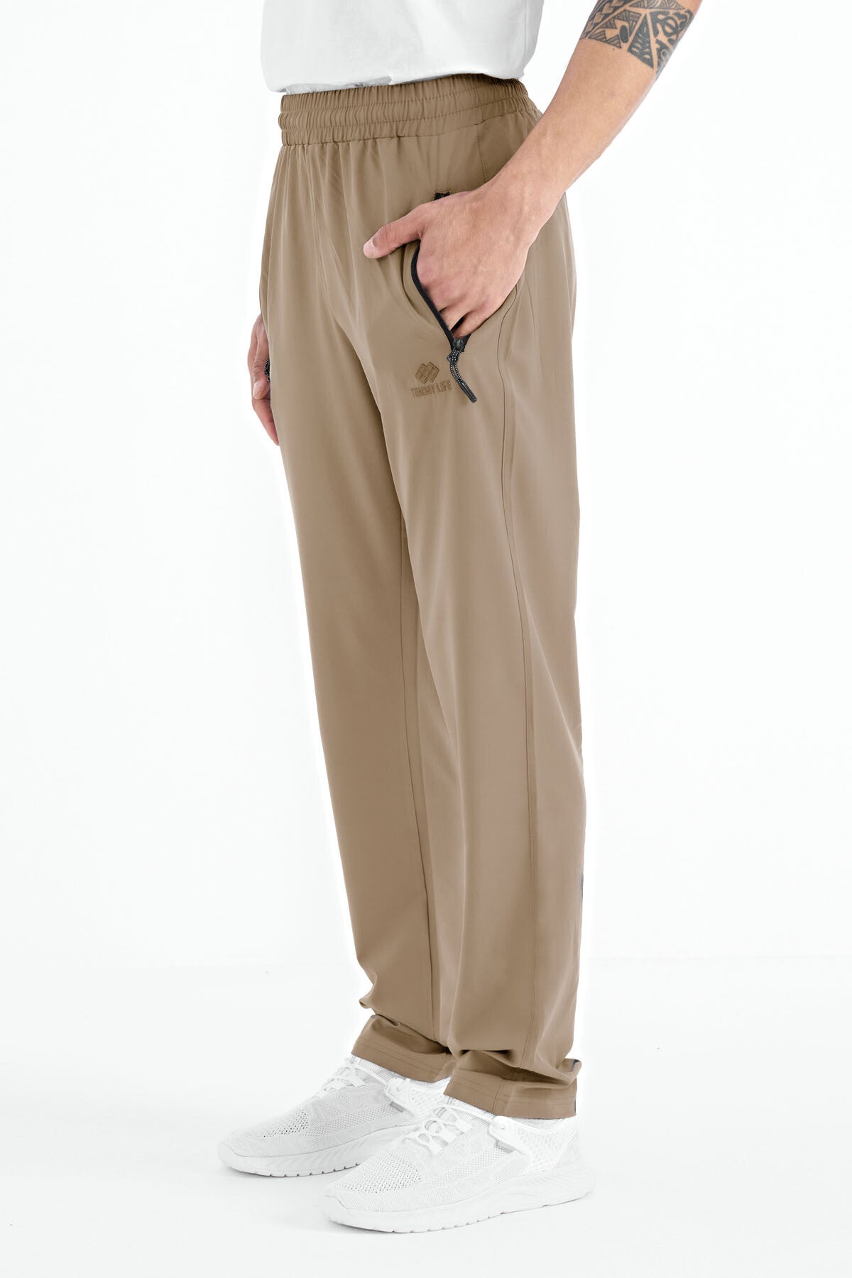 Men's Zip-Up Three-Pocket Standard Fit Classic Hem Tracksuit Bottom - 84768