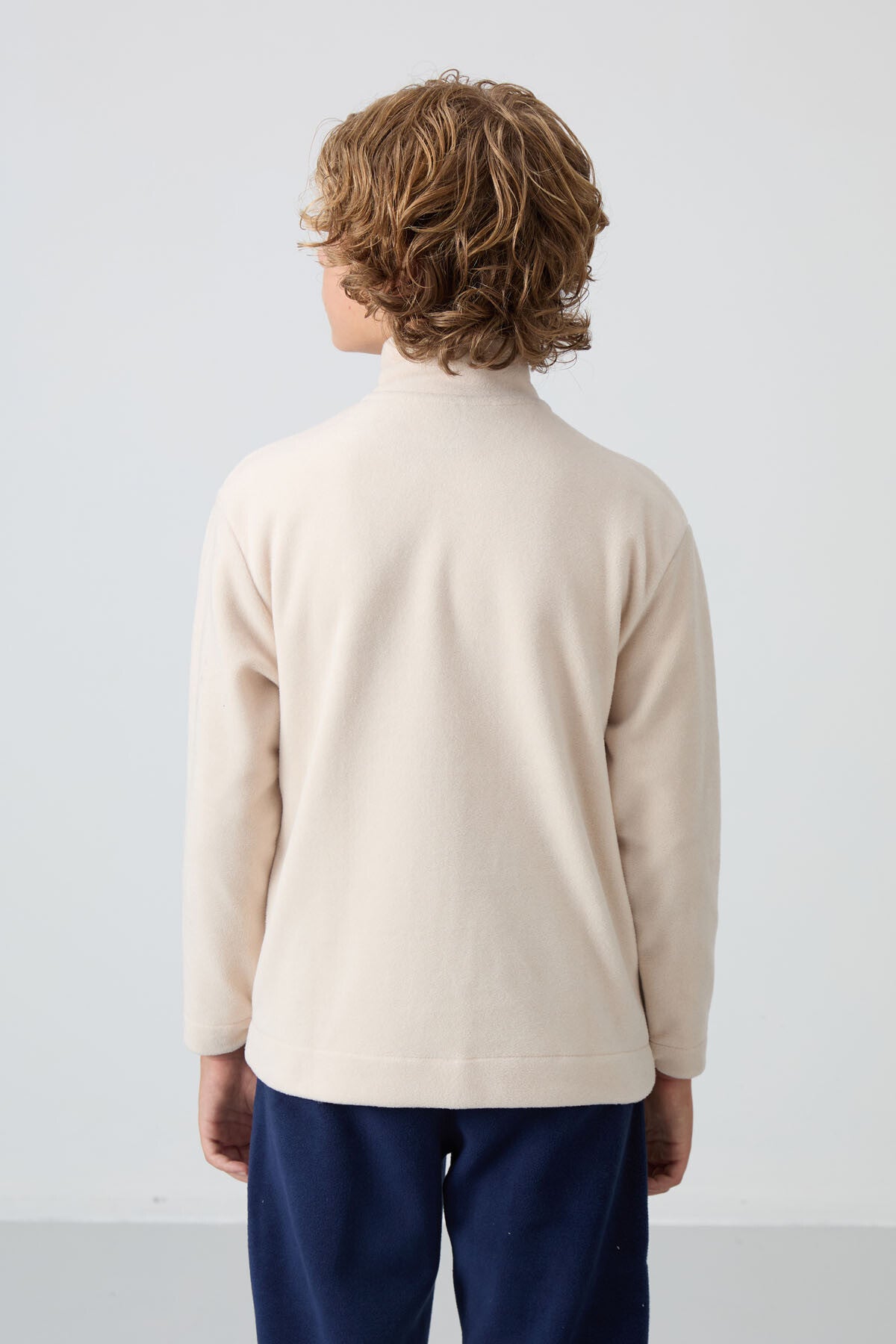 Thick, Soft Textured Standard Fit Embroidered Fleece Boys' Sweatshirt - 11223