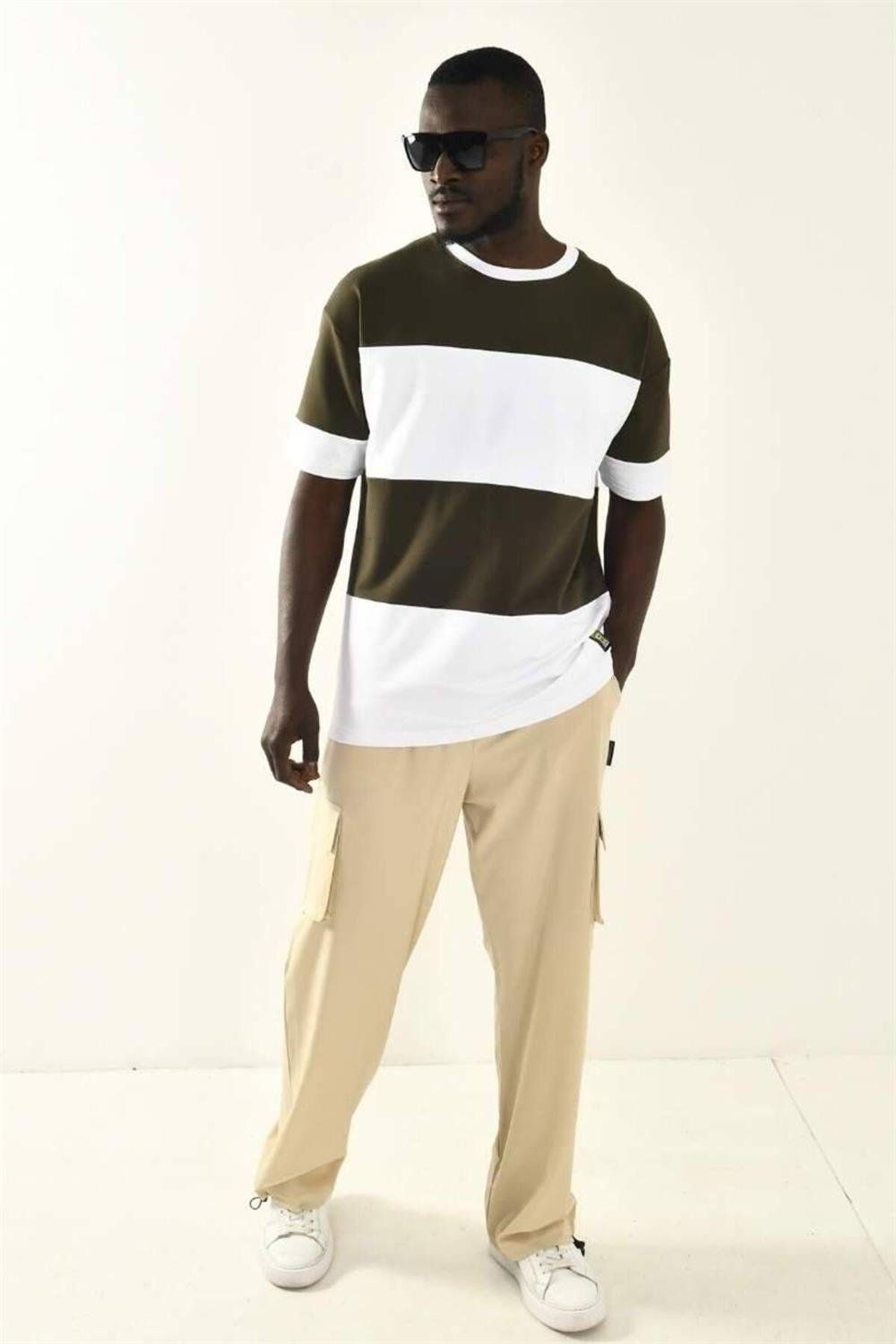 Cargo Pocketed Baggy Fit Trousers
