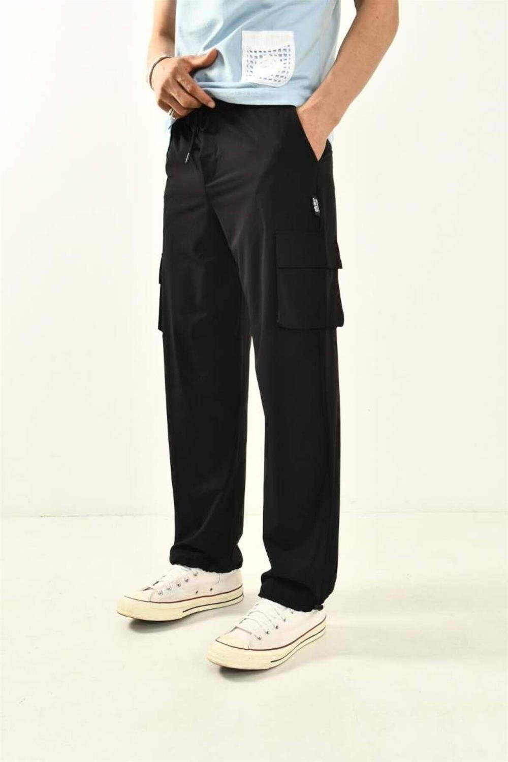 Cargo Pocketed Baggy Fit Trousers