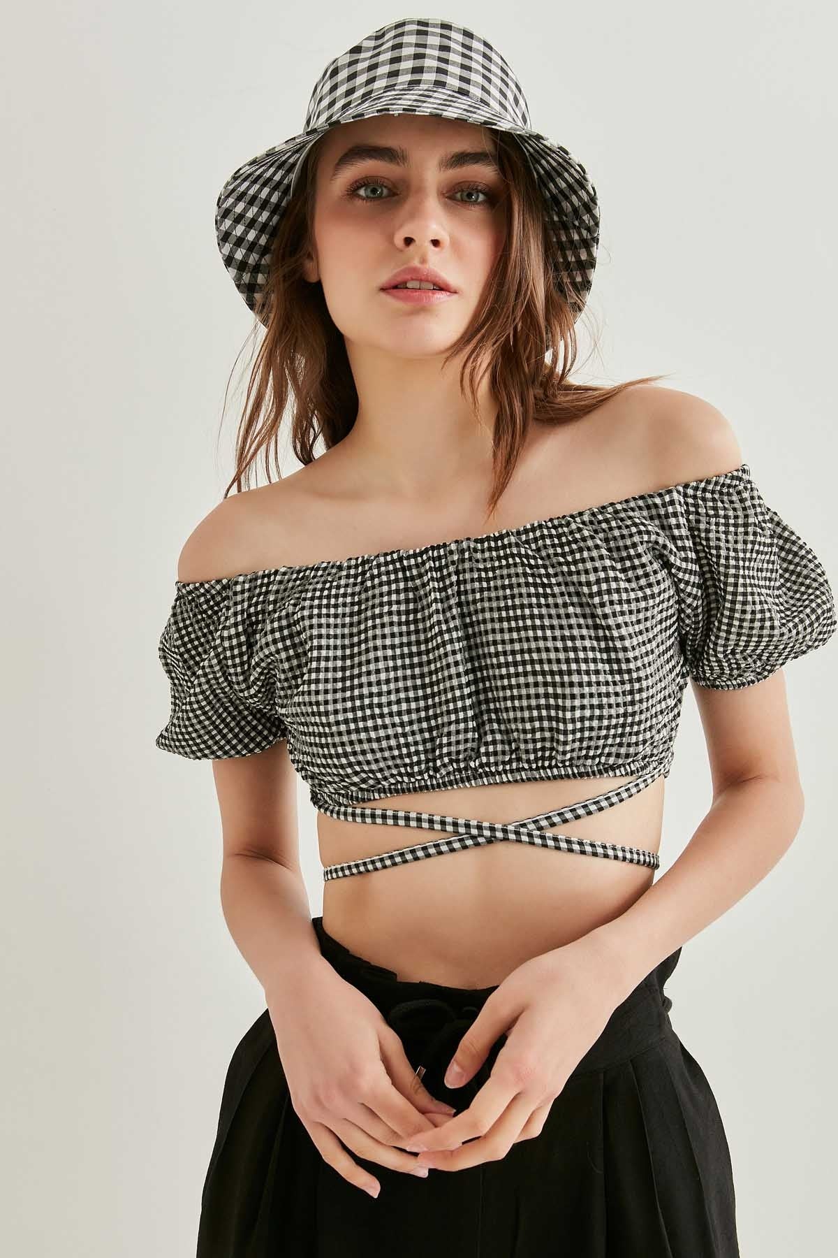 WAIST LACED MINI BLOUSE