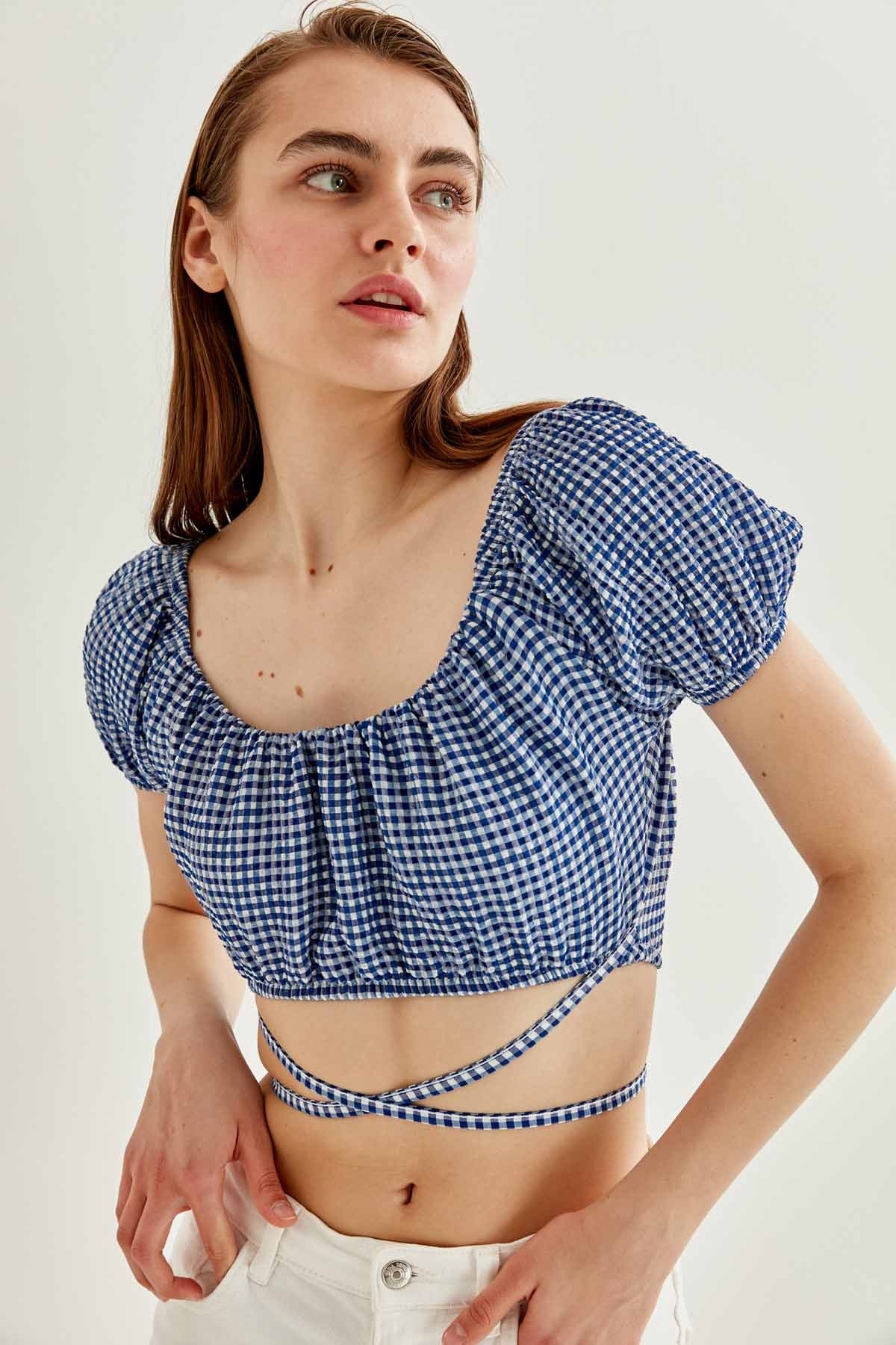 WAIST LACED MINI BLOUSE