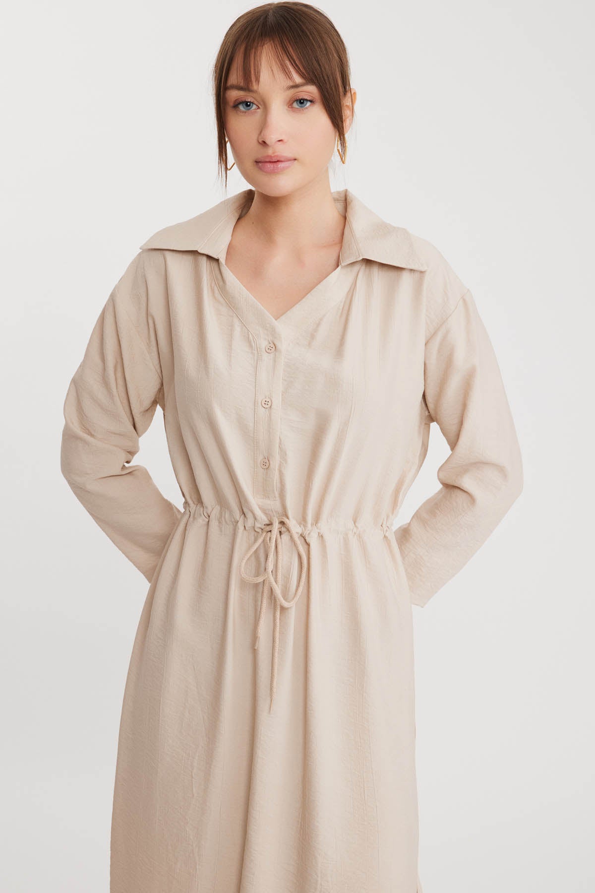 DRESS WITH BELT-BENT CRINKLE BUTTON