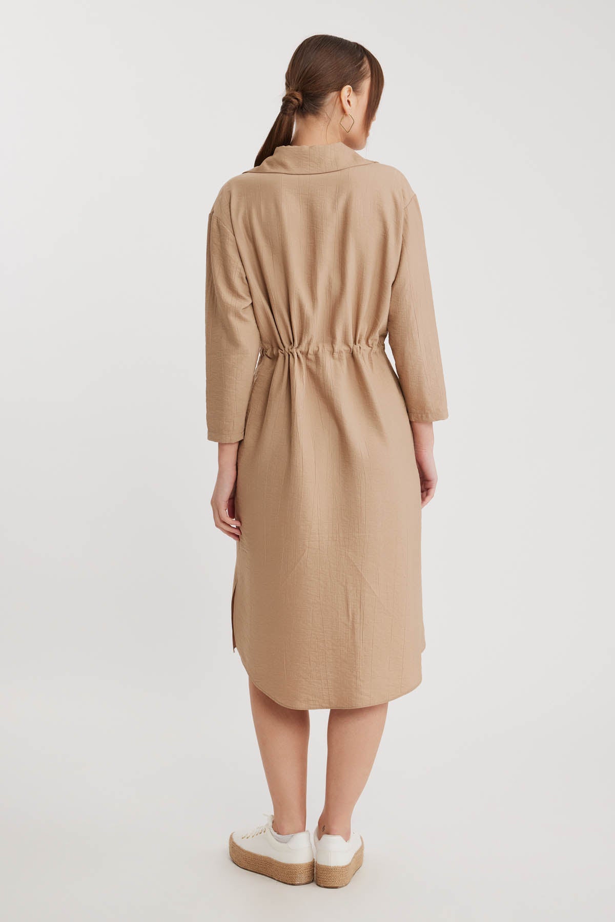 DRESS WITH BELT-BENT CRINKLE BUTTON