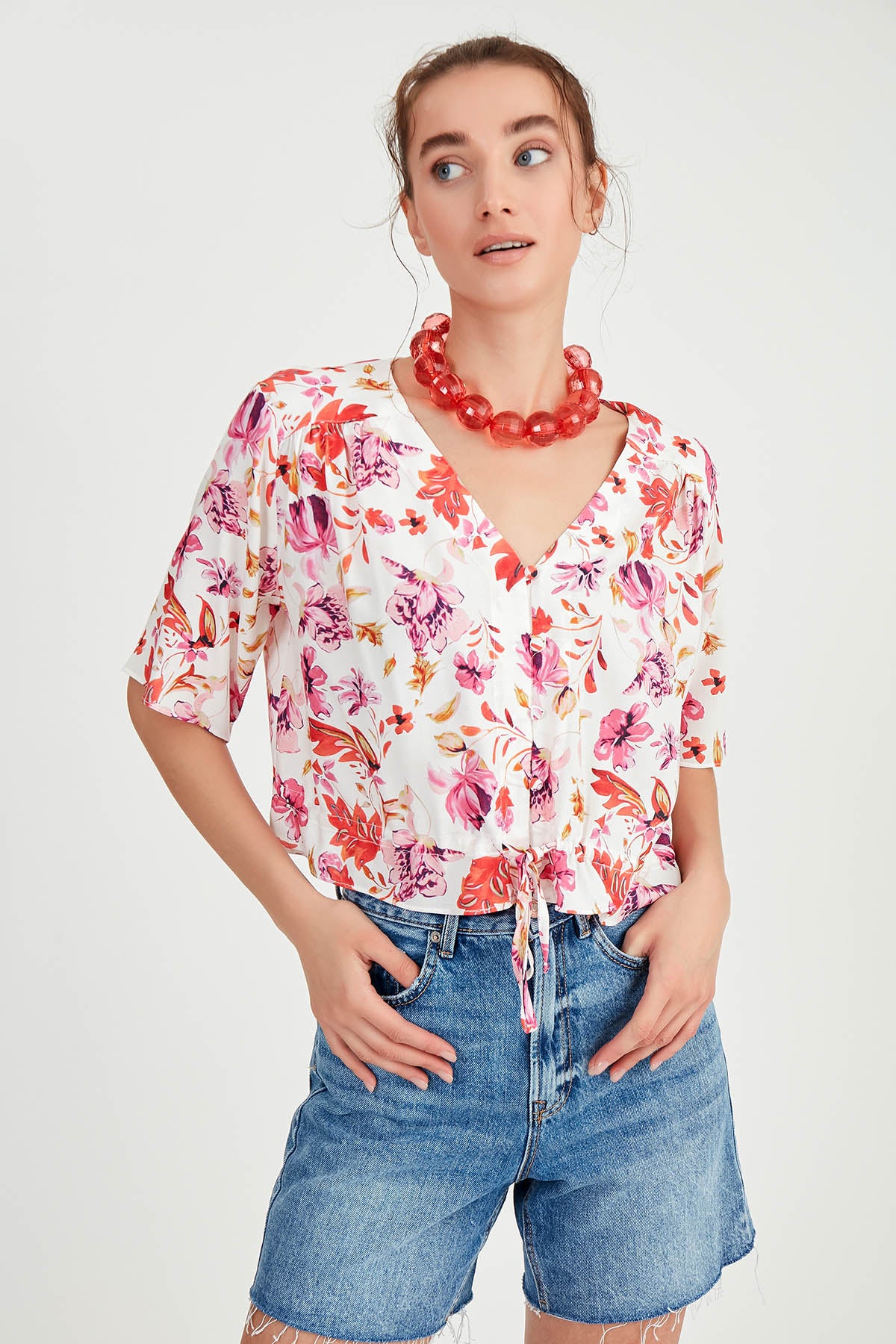 SALSA BLOUSE WITH FLOWER CLAD WITH WAIST BINDING
