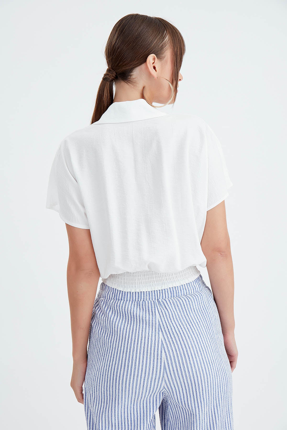 LOOSE SHIRT WITH TIES