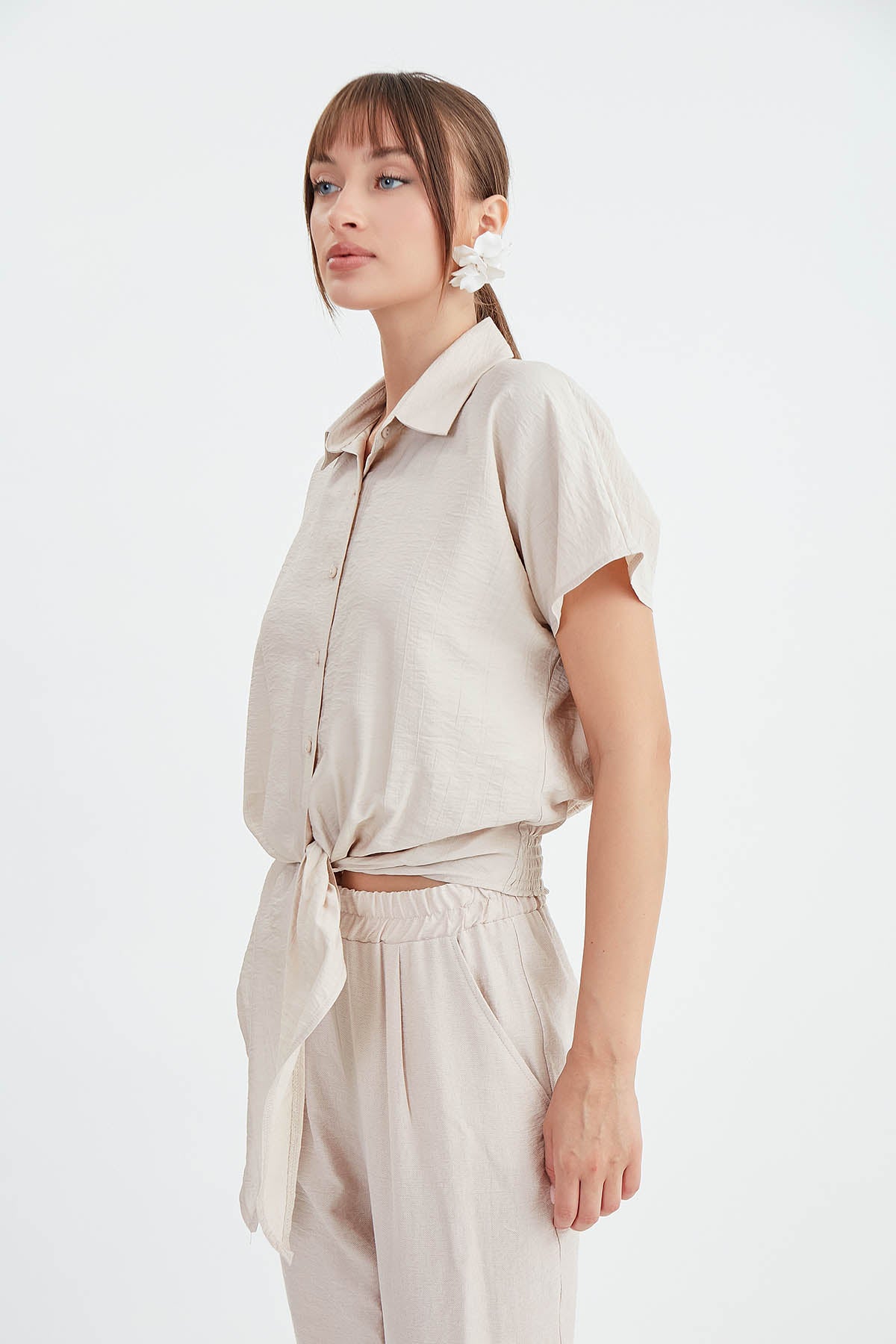 LOOSE SHIRT WITH TIES