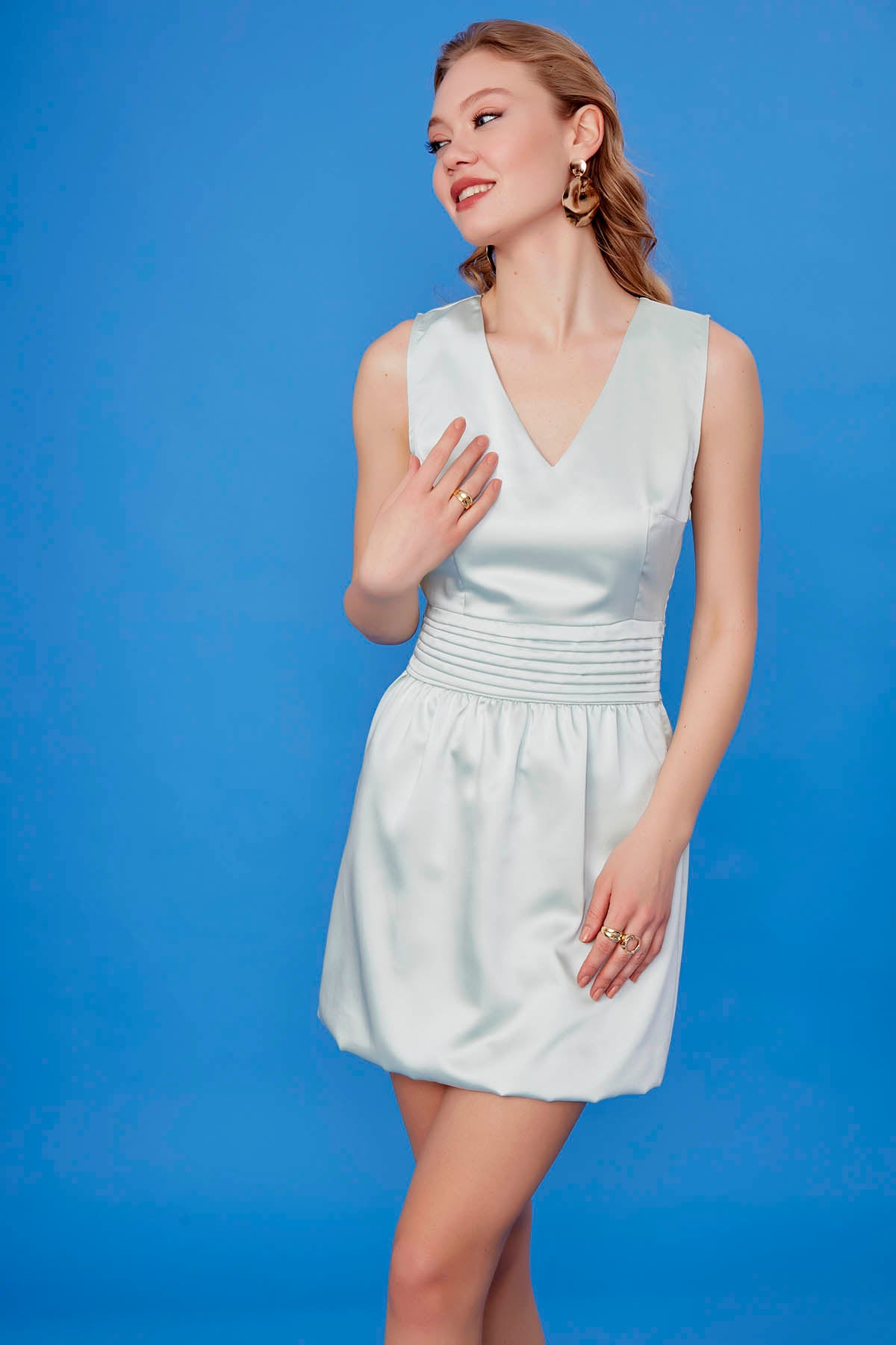 WAIST DETAILED V COLLAR DRESS