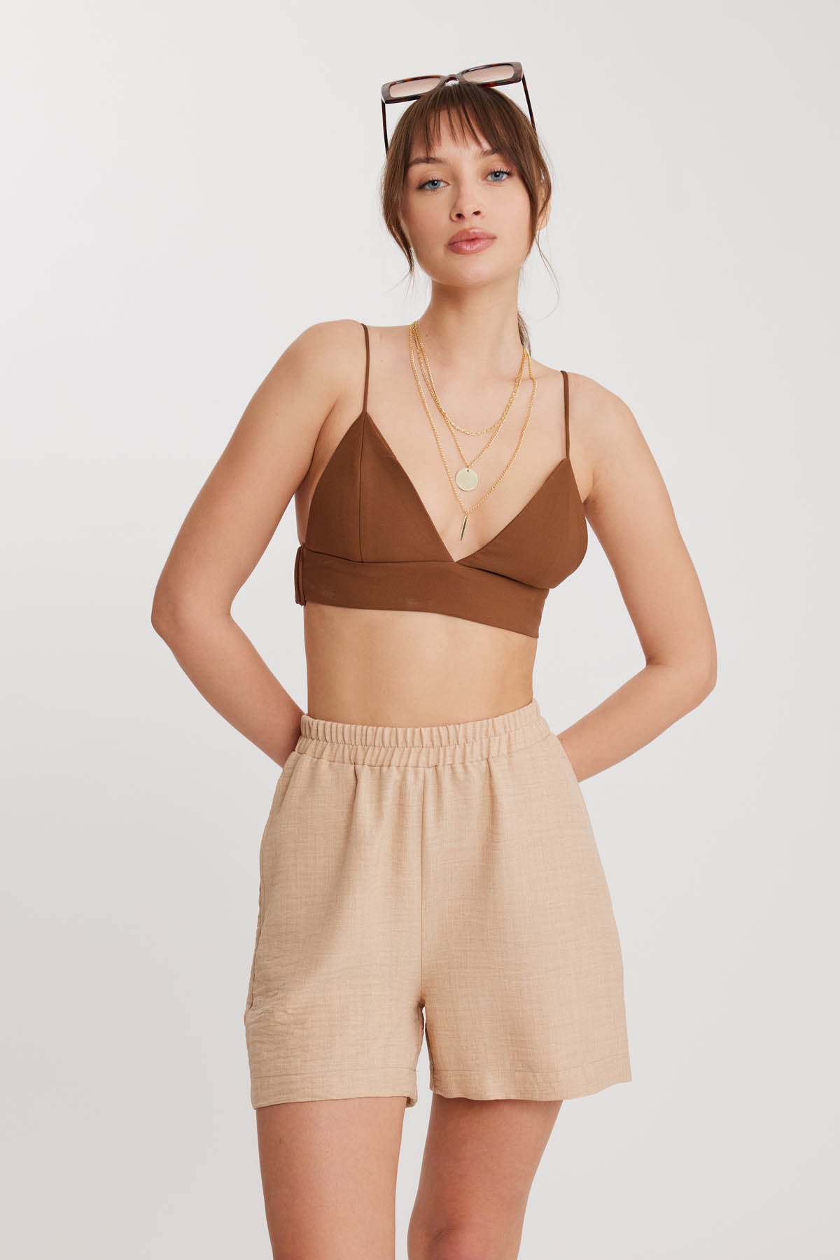 SHORTS WITH POCKET & ELASTANE WAIST