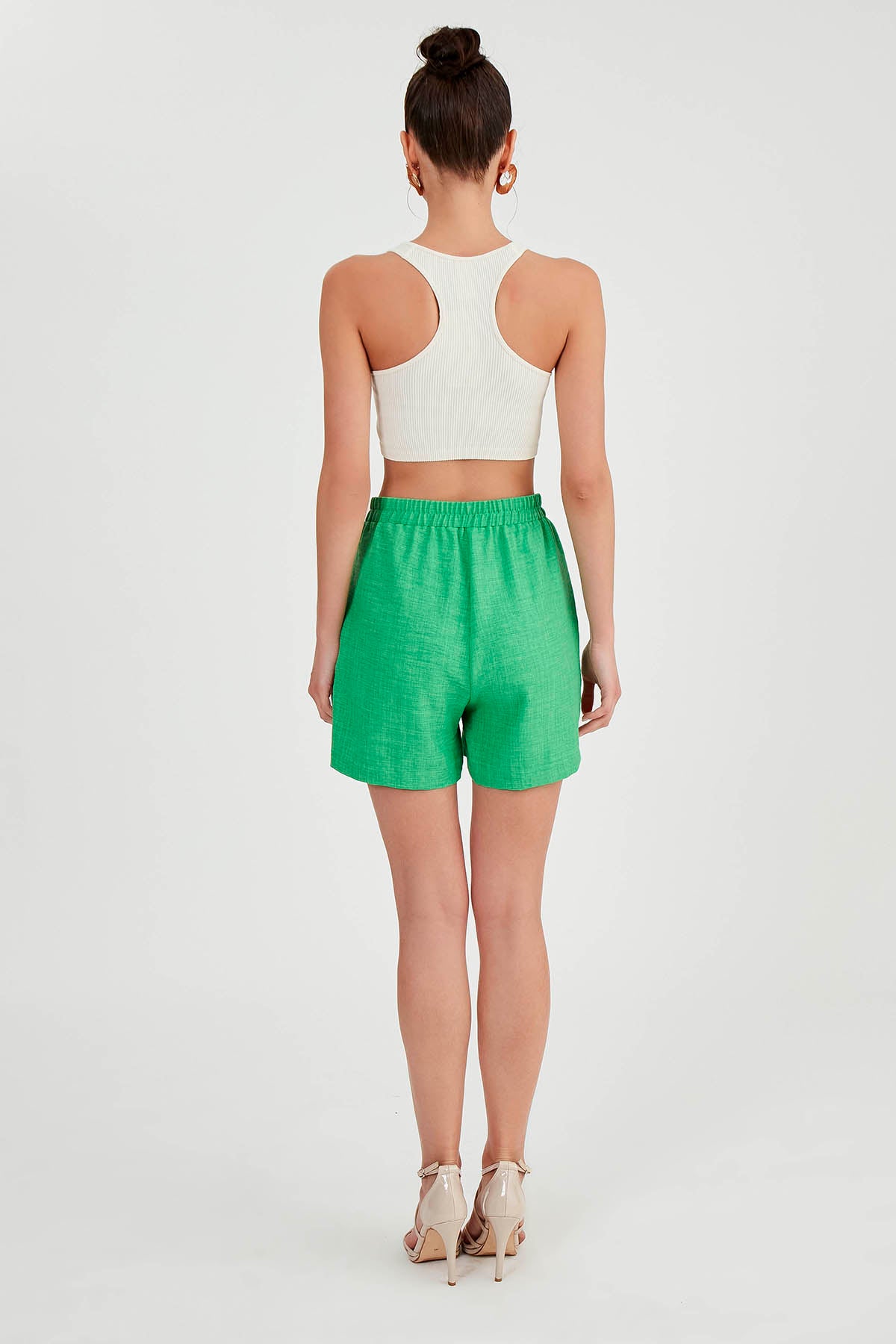 SHORTS WITH POCKET & ELASTANE WAIST