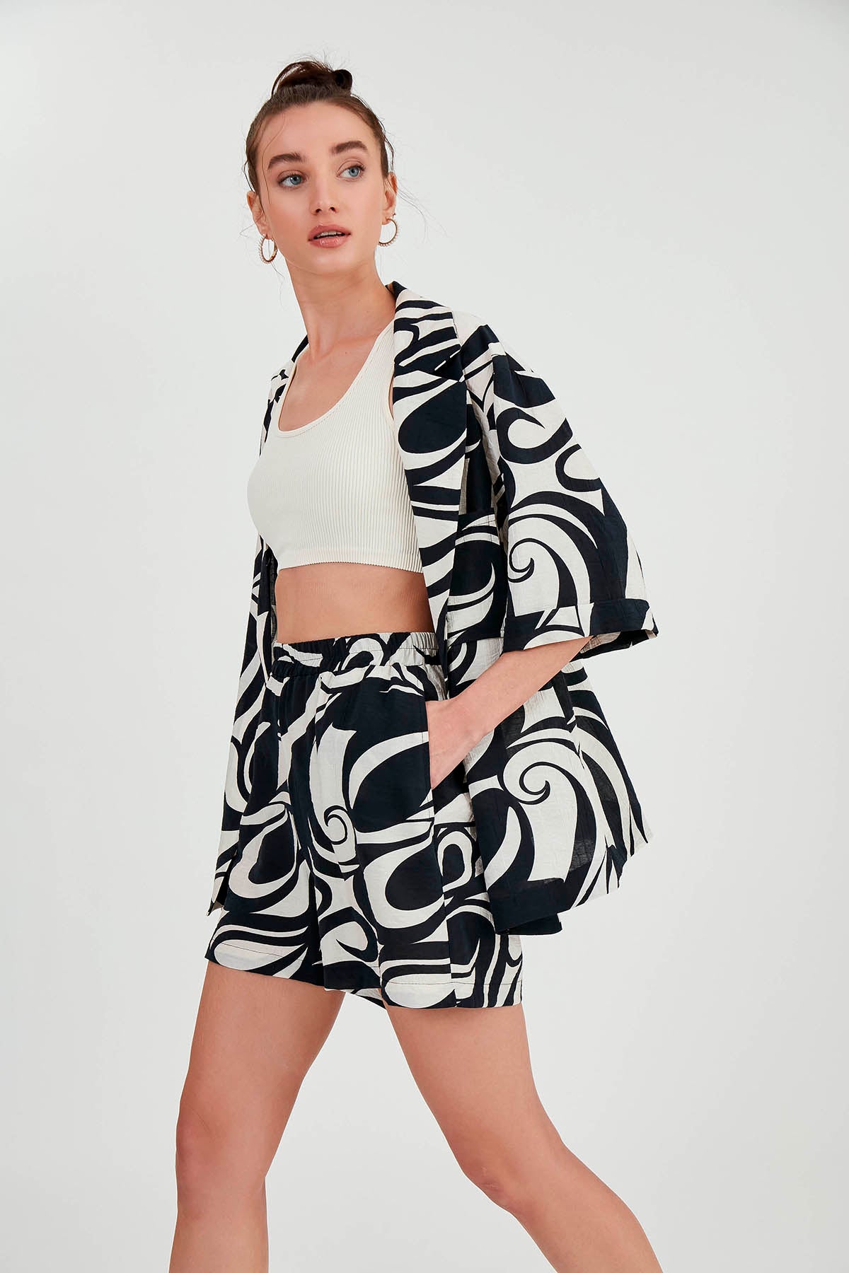 BELGIAN PATTERN SHORTS WITH POCKET