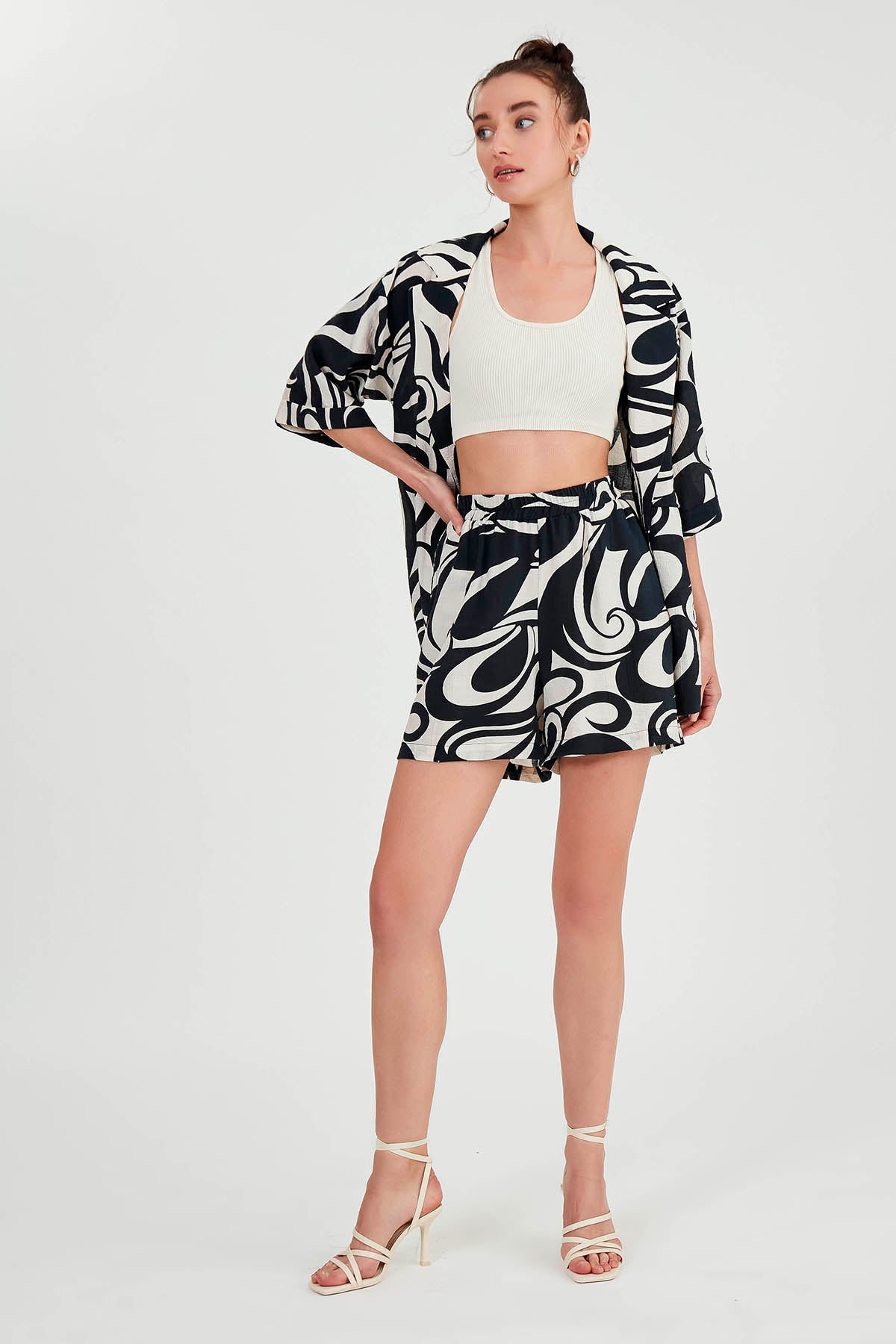 BELGIAN PATTERN SHORTS WITH POCKET