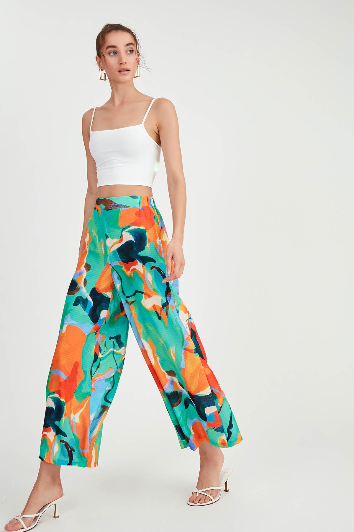 LARGE-TRACK TROUSERS WITH BELT DIAMOND PATTERNS