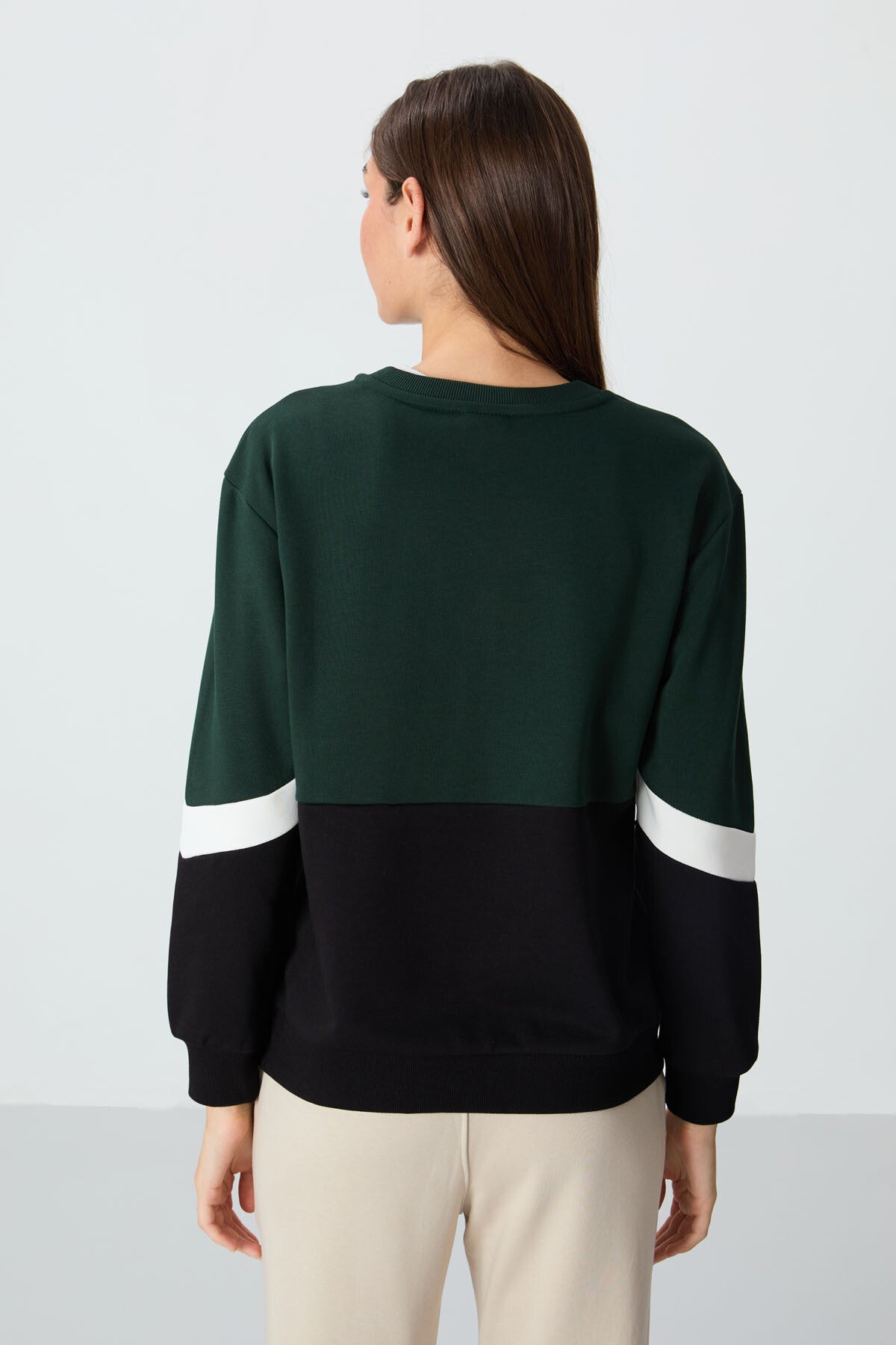 Forest Green Compact Cotton Thick Smooth Textured O Collar Oversize Fit Women's Sweatshirt - 97289