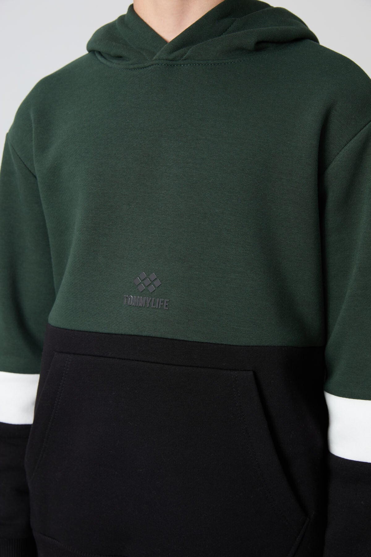 Forest Green Cotton Thick Fleece-Lined Soft Textured Standard Fit Embroidered Boys' Tracksuit Set - 11255