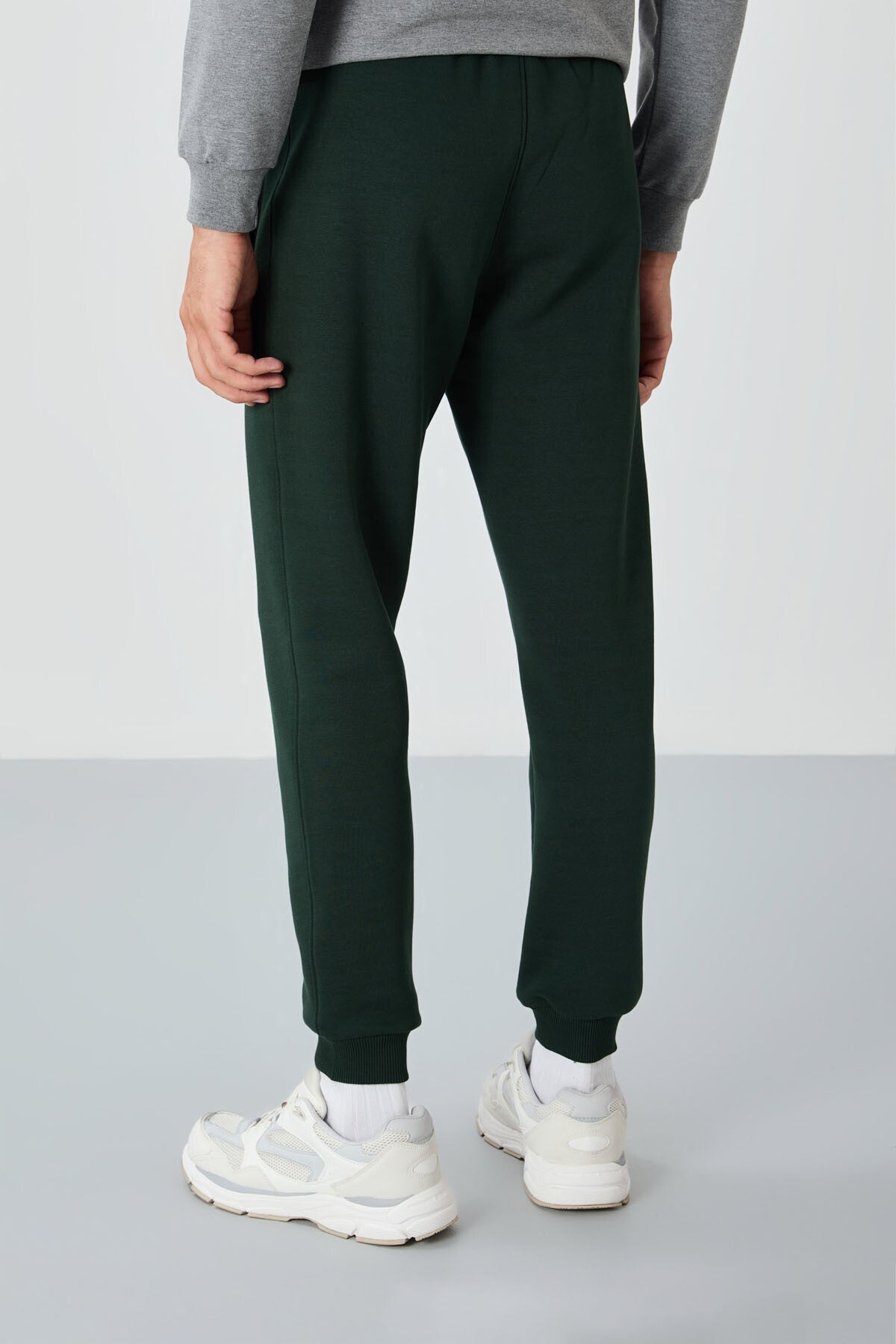 Cesar Pine Green Pocketed Jogger Men's Tracksuit Bottom - 84929