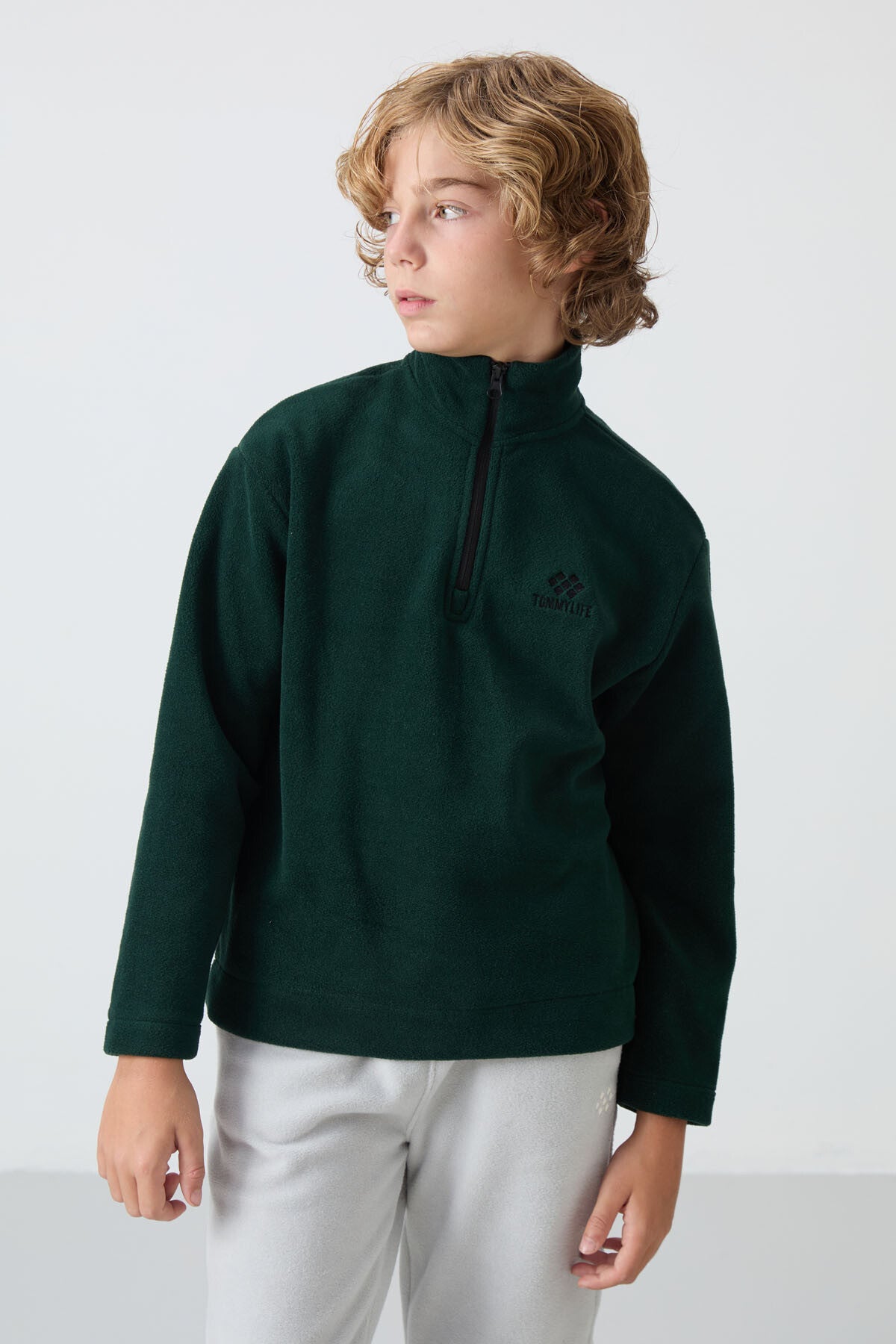 Pine Green Thick Soft Textured Standard Fit Embroidered Fleece Boys' Sweatshirt - 11221