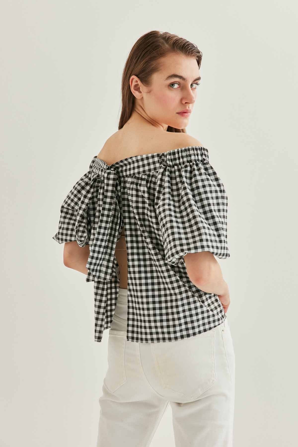 CARMEN COLLAR BACK-LACED BLOUSE