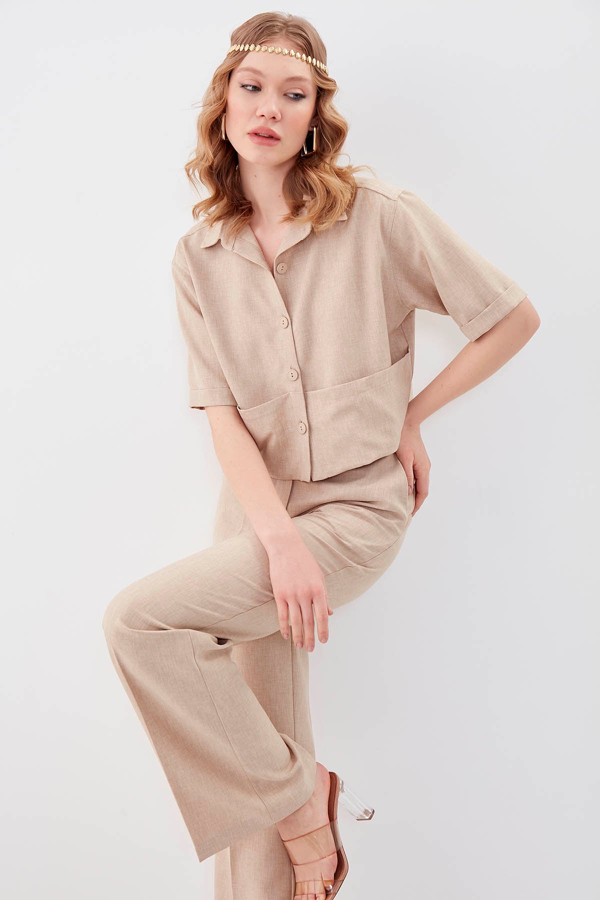 COMPACT SLEEVE CROP SHIRT