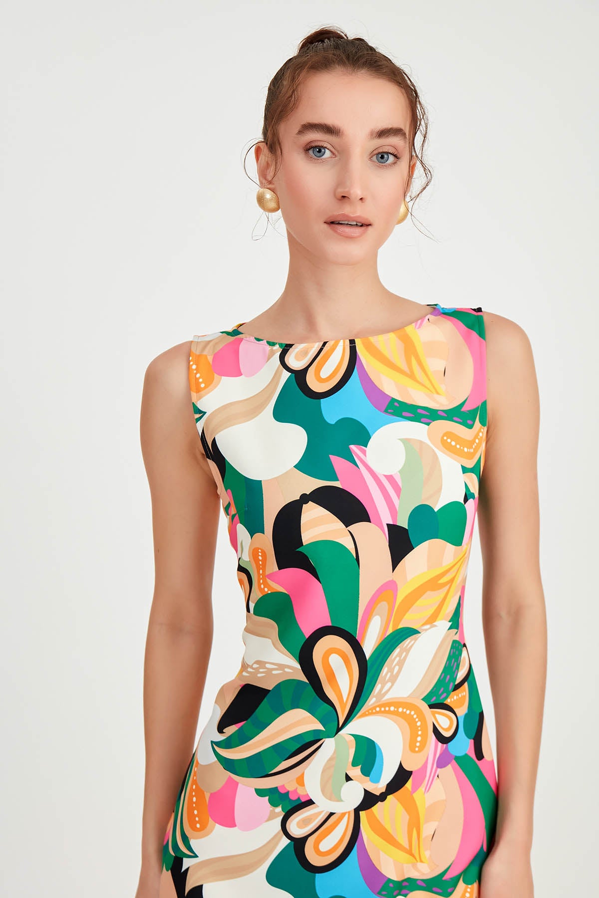 SLEEVELESS DRESS WITH FLOWERS