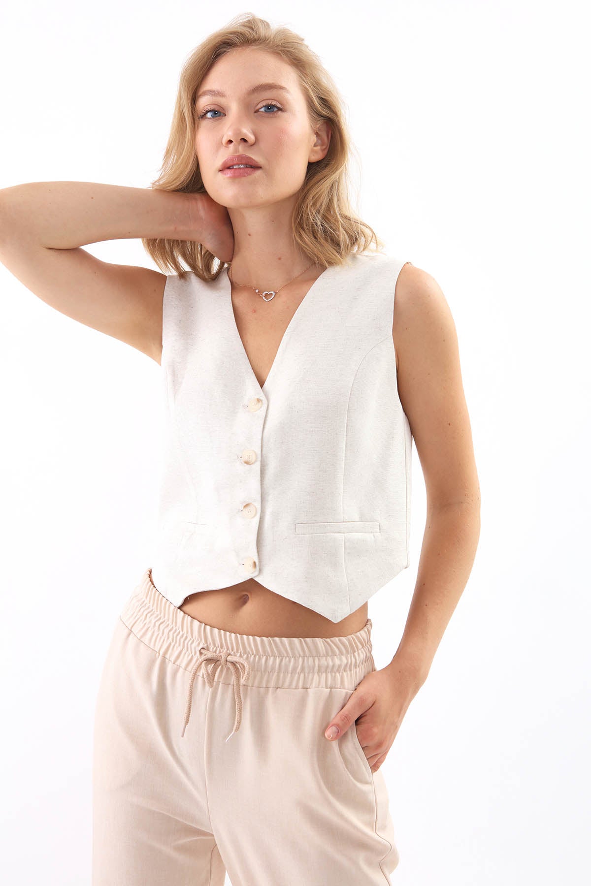 DOUBLE POCKET BUTTON VEST