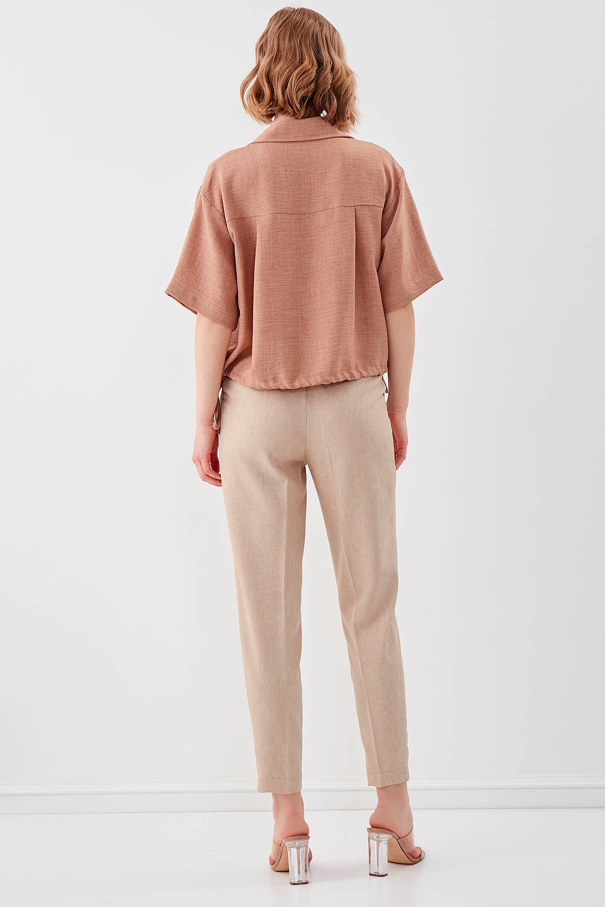 DOUBLE-BUTTON CROP TROUSERS