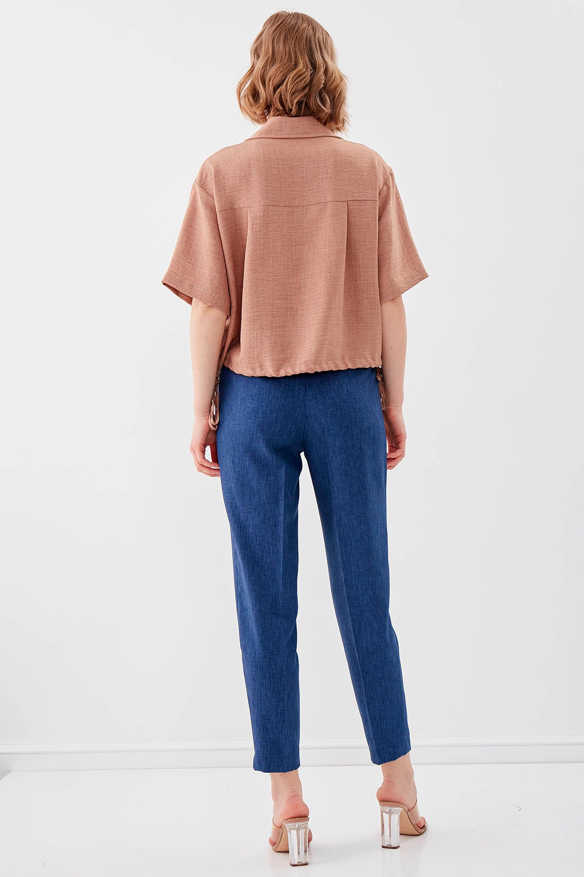 DOUBLE-BUTTON CROP TROUSERS