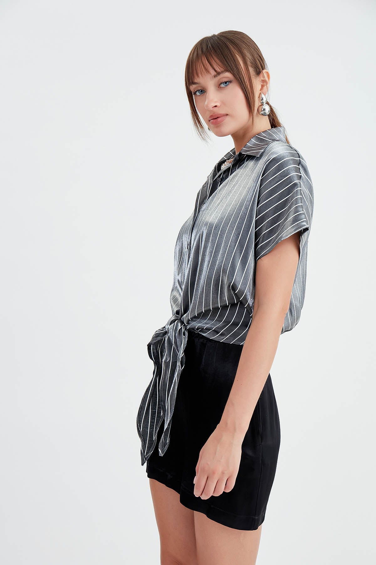 STRIPED GLOSSY SATIN FRONT LINKED SHIRT