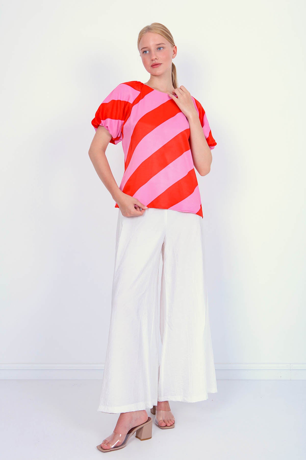 THICK DIAGONAL LINE PATTERNED LOOSE SLEEVE BLOUSE