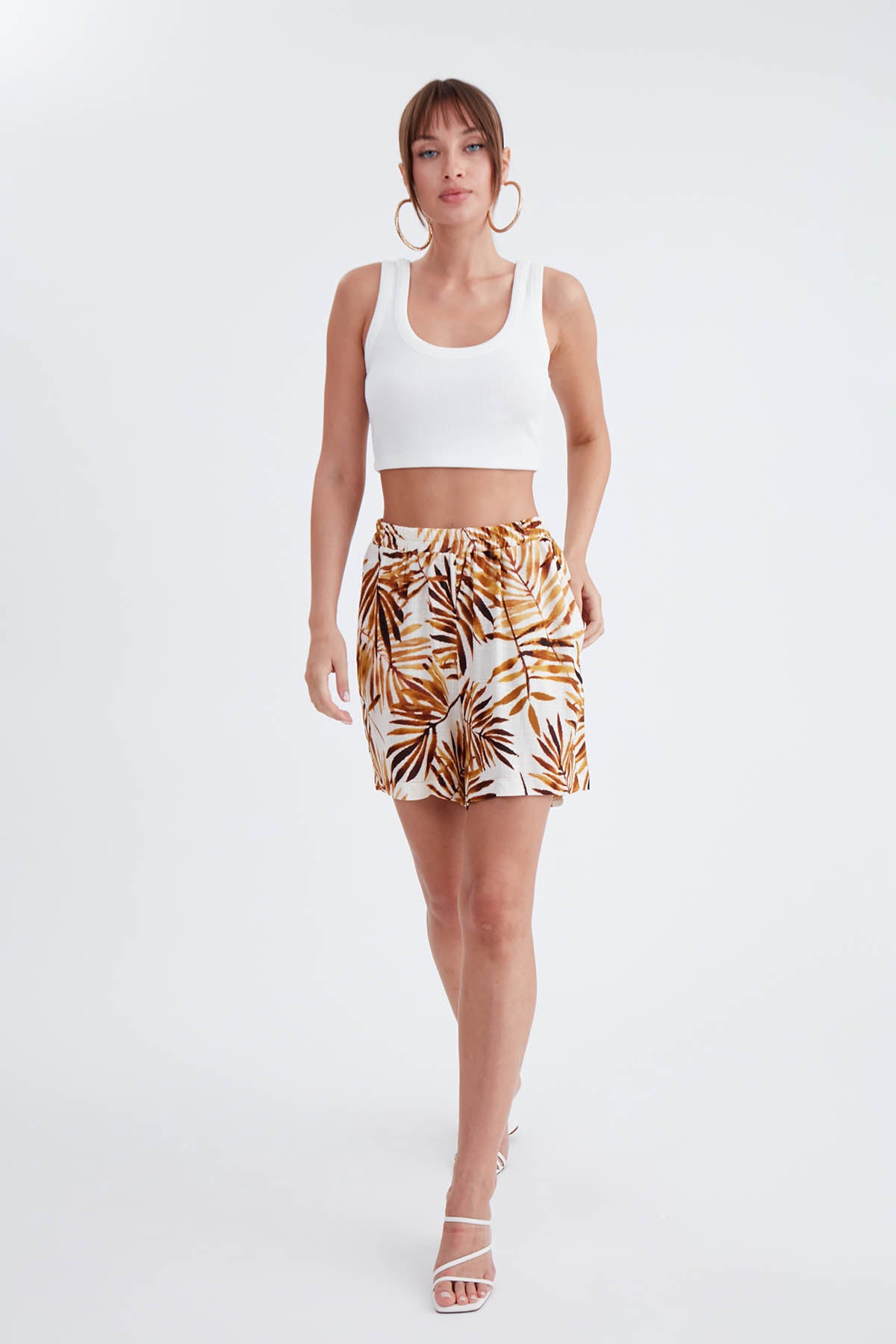 LEAF PATTERNED WAIST ELASTANE SHORTS