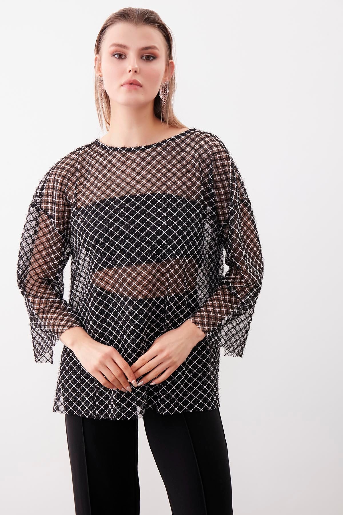 TRANSPARENT PATTERNED BLOUSE